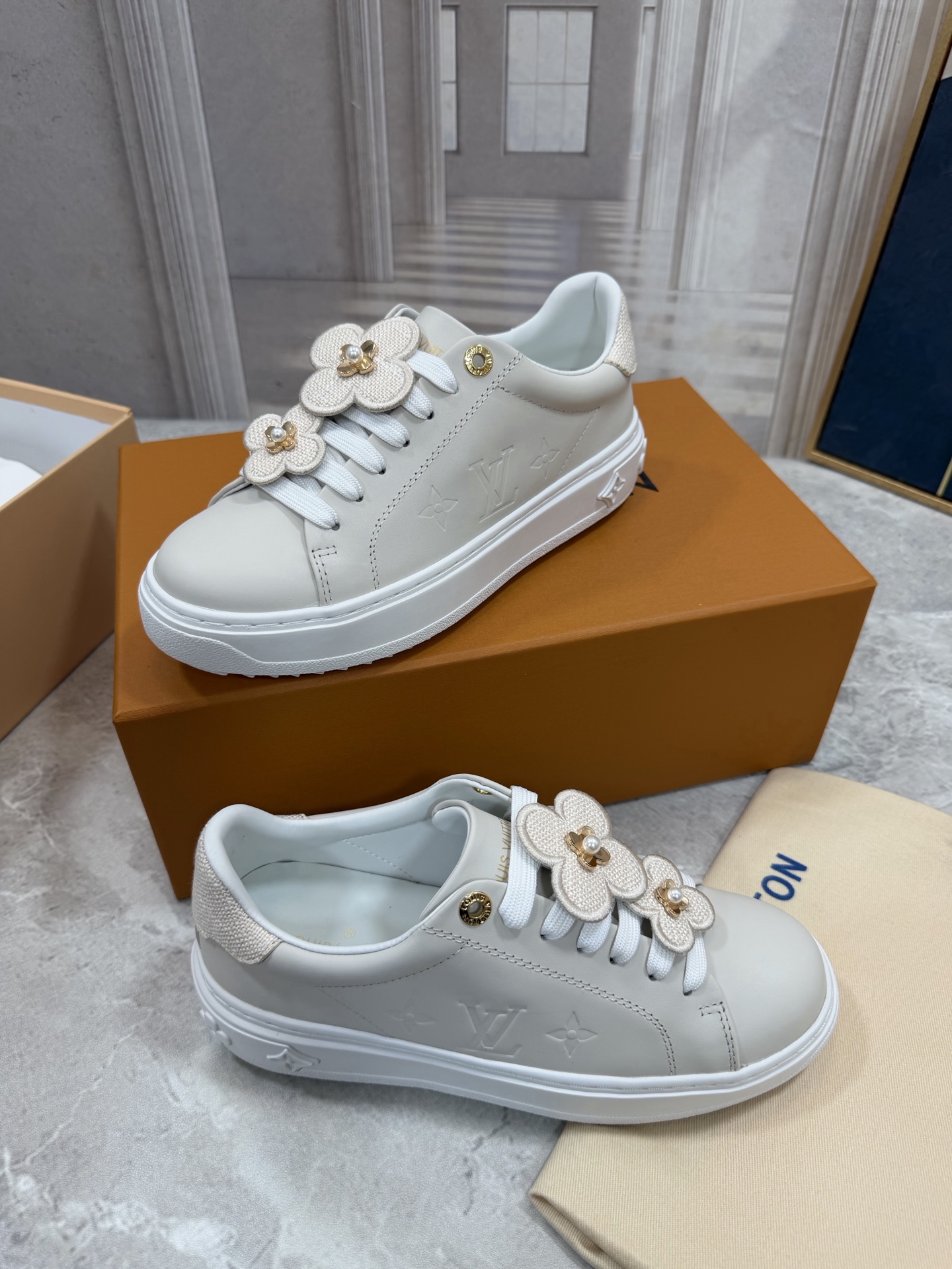 Louis Vuitton Women Shoes
