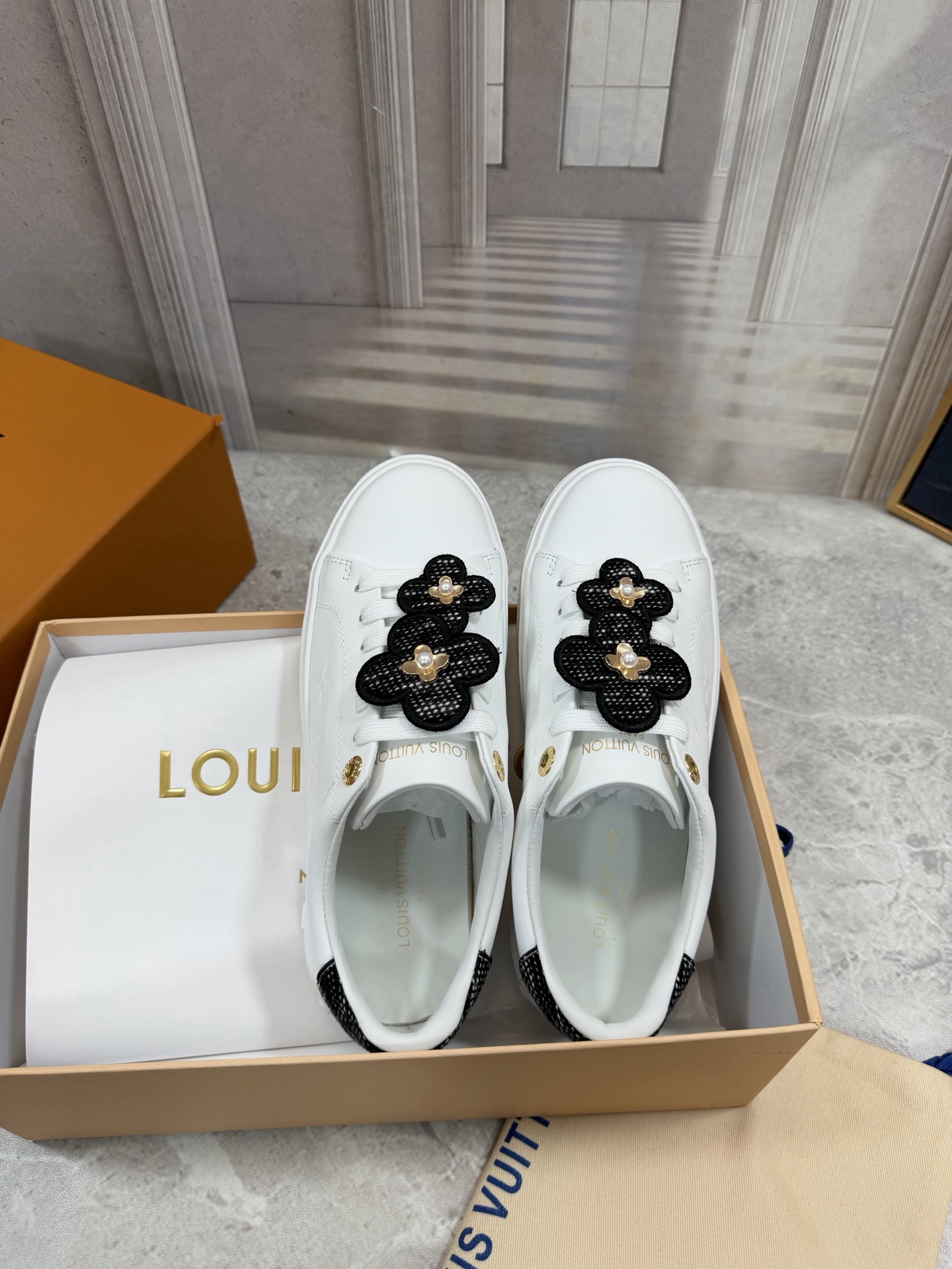 Louis Vuitton Women Shoes