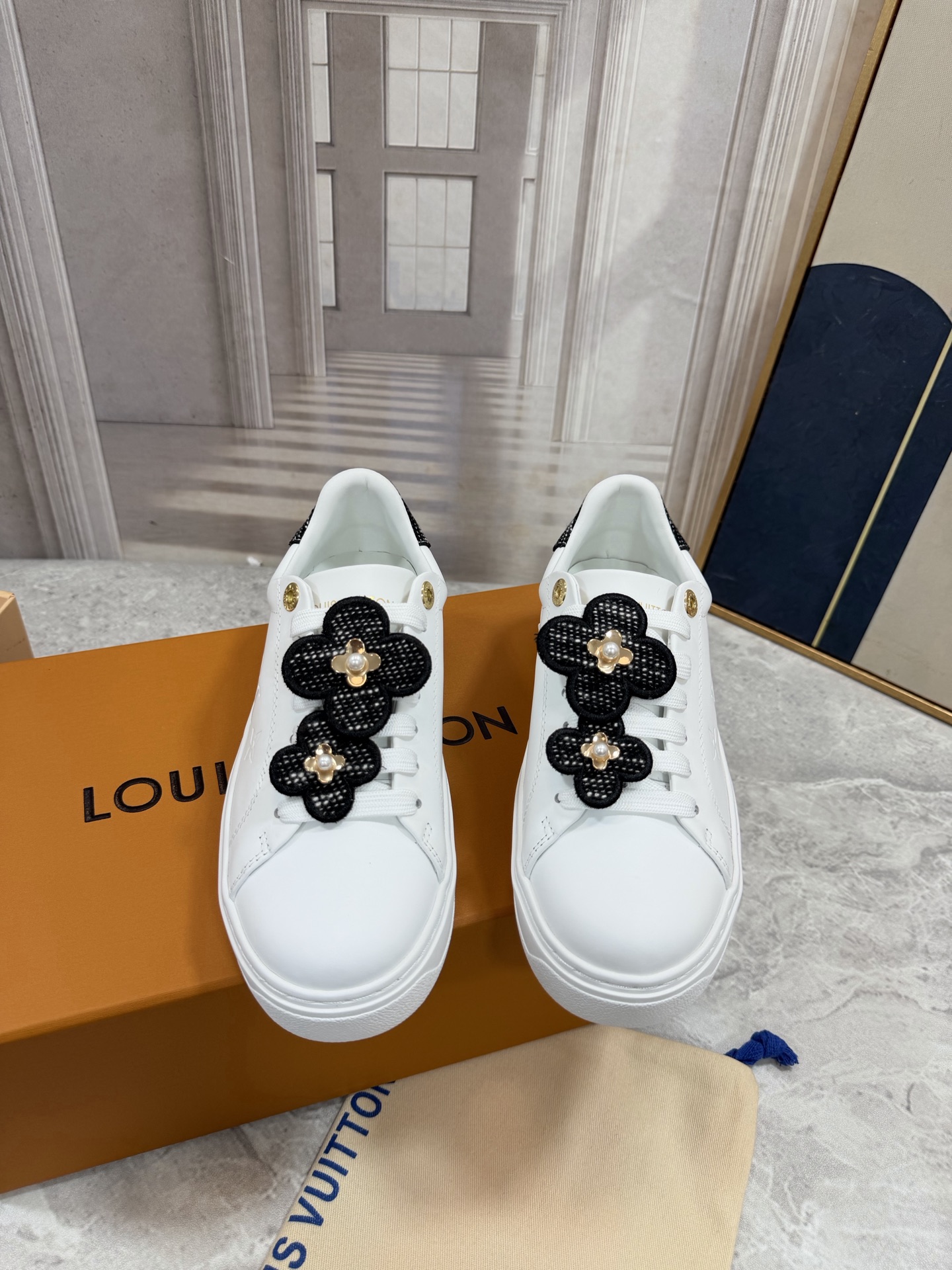 Louis Vuitton Women Shoes