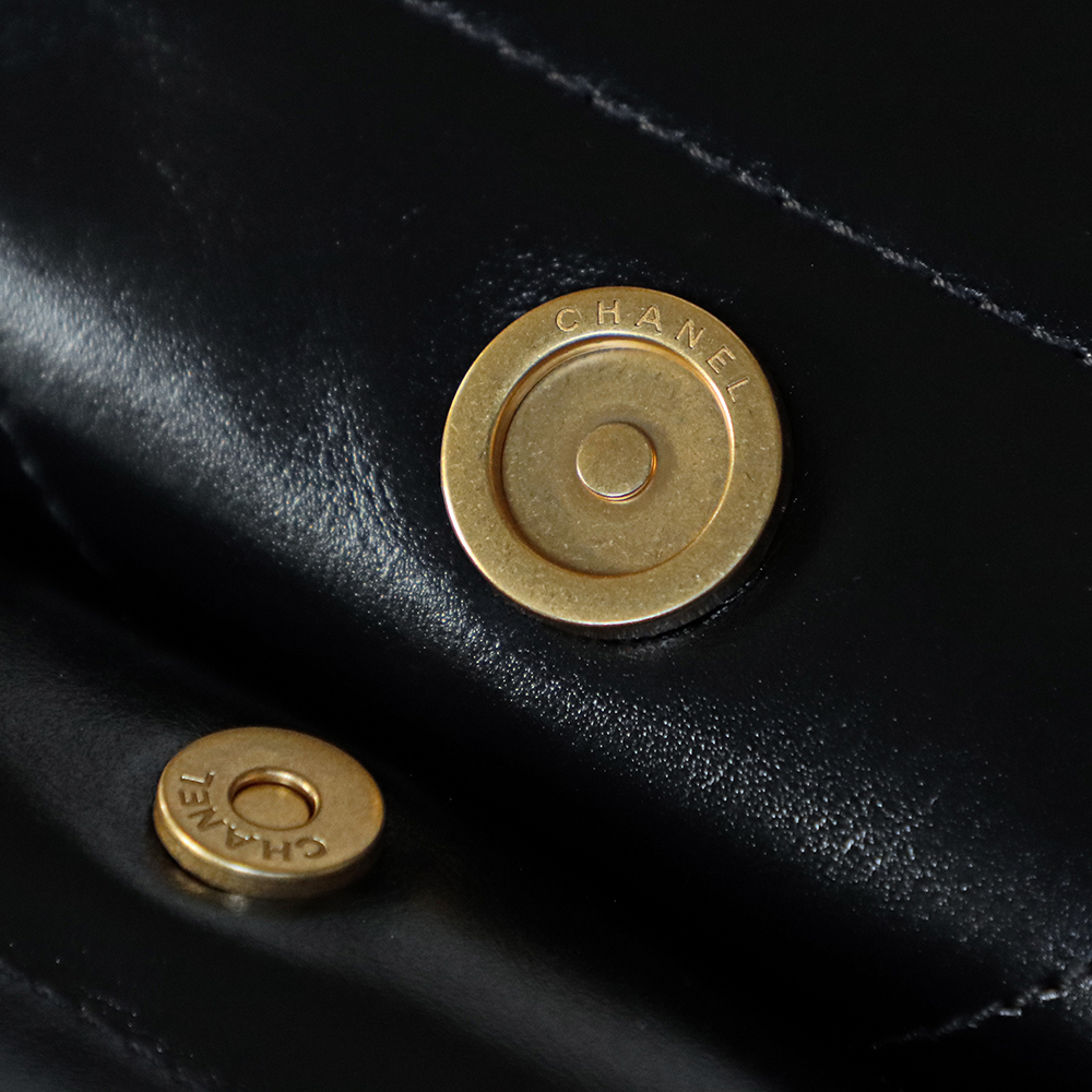 22 BAG中號鑒定版👜C-2280
一包一碼 支持全球鑒定查驗身份證原廠專G
Antiba原料皮意大利過關清單資料可査詢