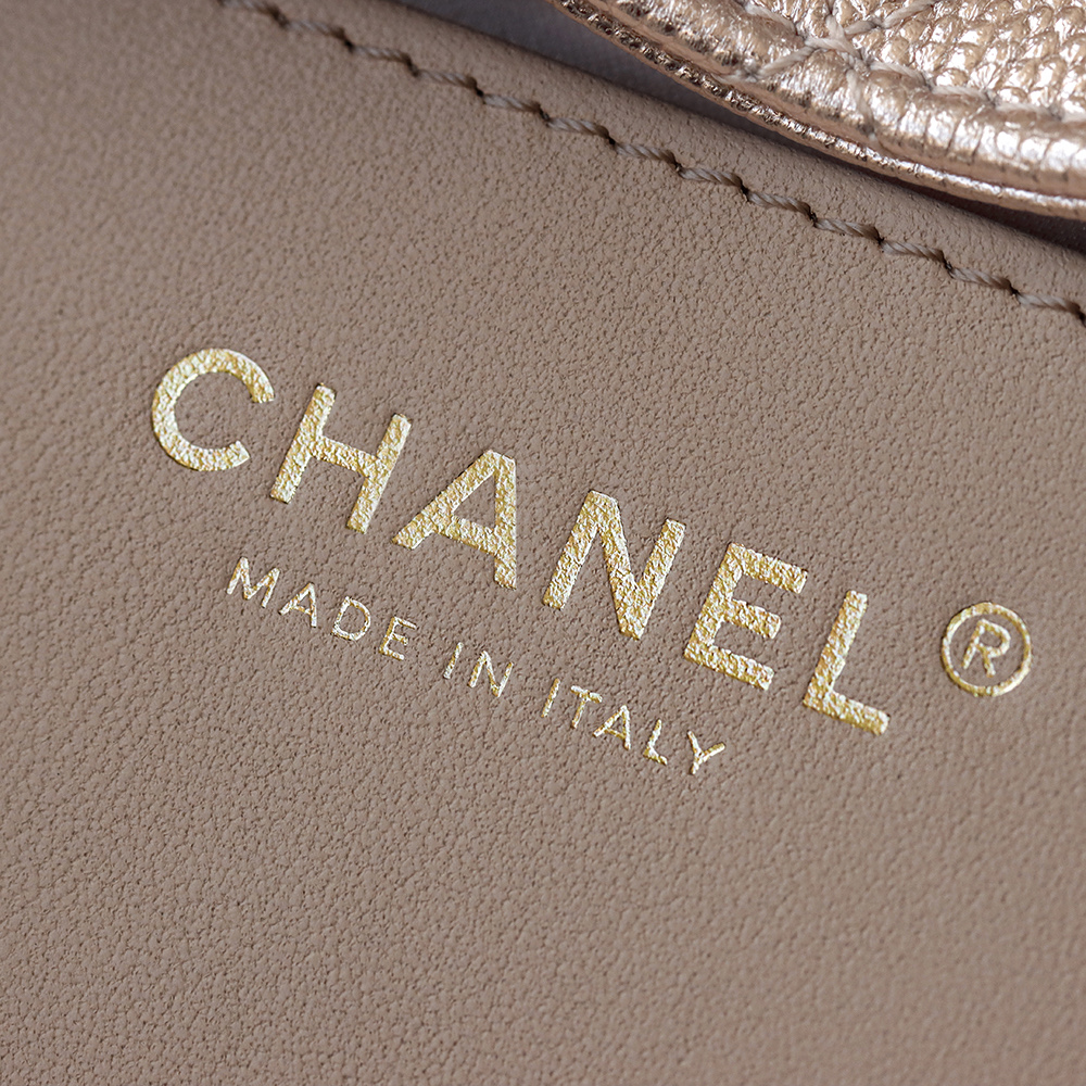 26C 25bag mini鑒定版👜C-2180
一包一碼 支持全球鑒定查驗身份證原廠專G
impala三只羊皮料過關清單資料可査