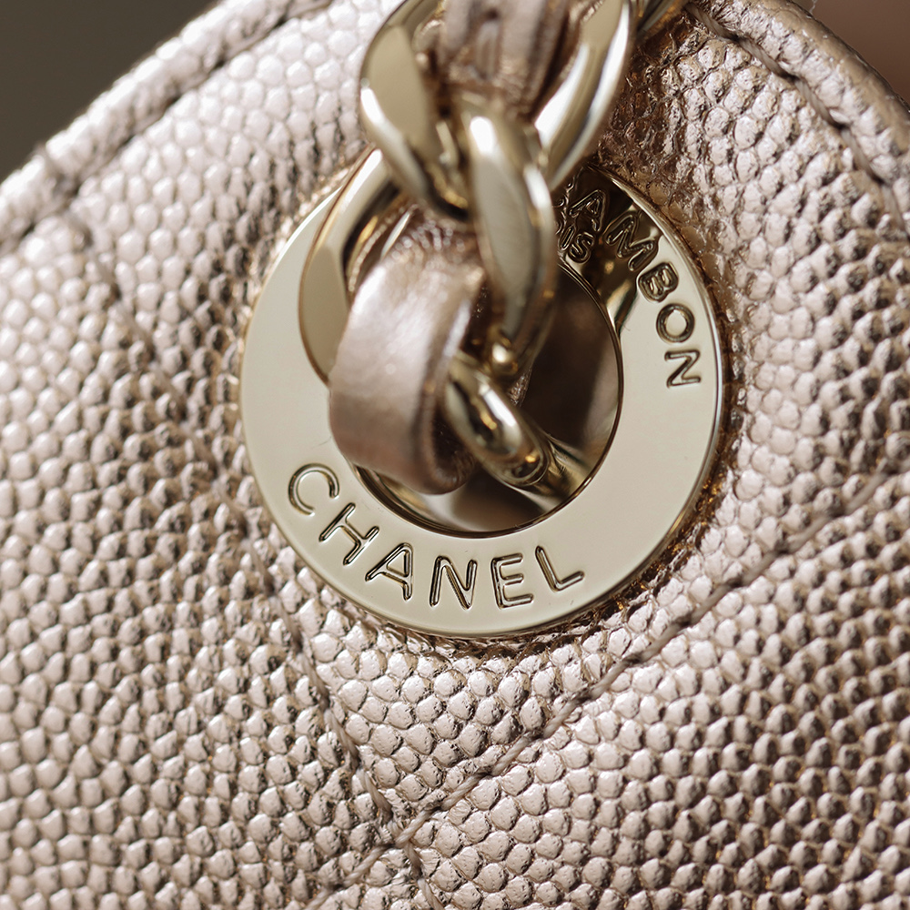 26C 25bag mini鑒定版👜C-2180
一包一碼 支持全球鑒定查驗身份證原廠專G
impala三只羊皮料過關清單資料可査