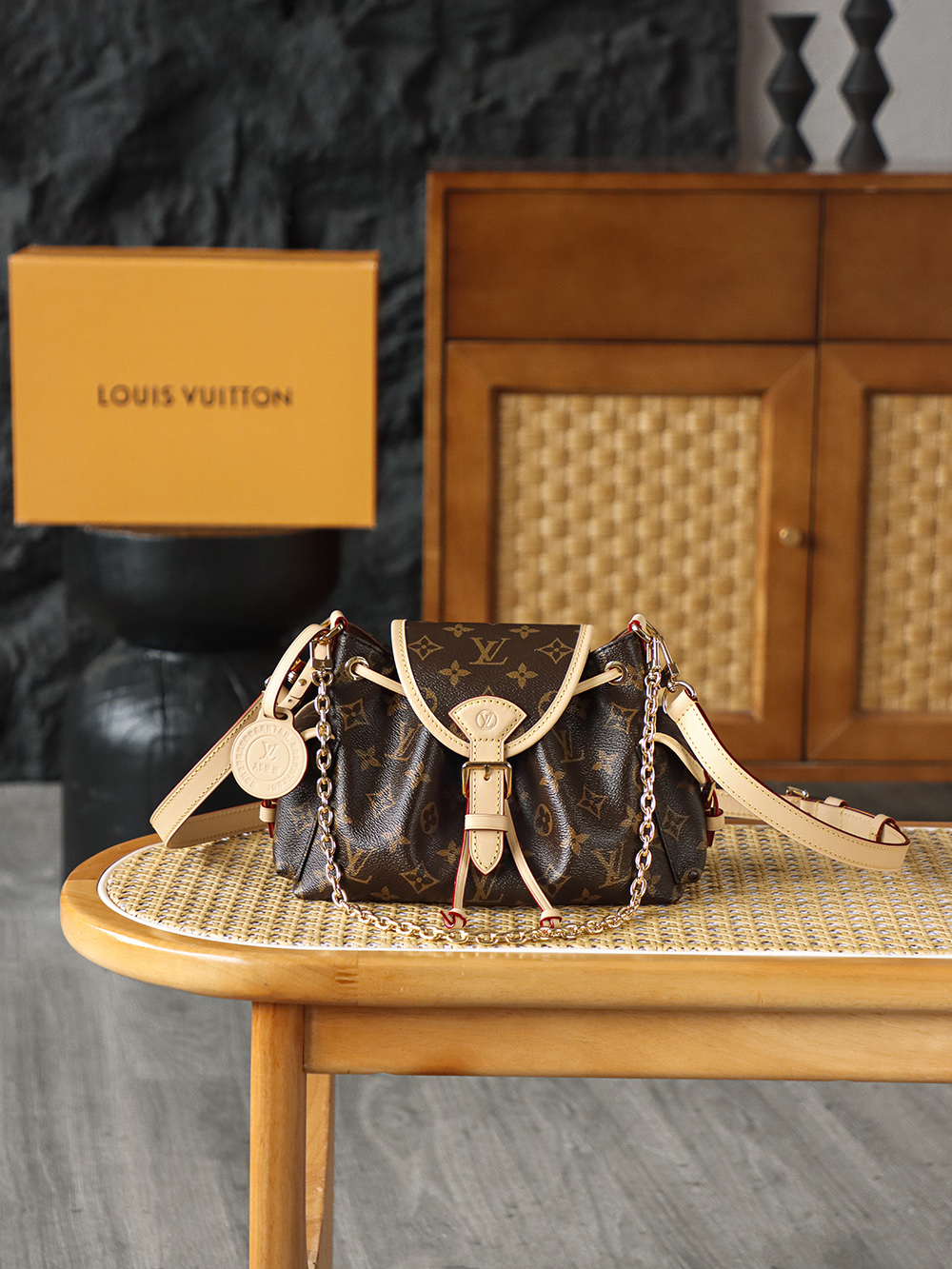 Balenciaga Odyssée Vintage Handbag with Detachable Chain