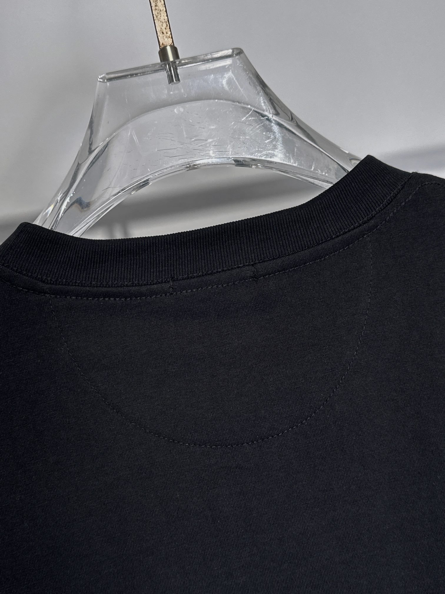 最新最顶级版本胸前Dior字母logo卡通精灵图案最顶级的品质专柜原单短袖顶级制作工艺进口面料专柜款独特