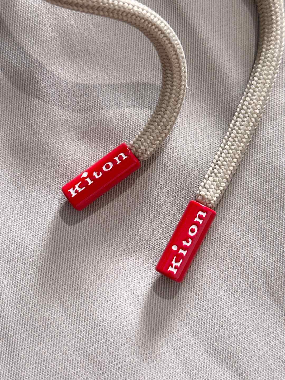 Kiton 2025秋冬 品质控推荐！全品相订单 松紧腰拉链直脚休闲裤 ，年年经典款式 松紧绳抽绳 字母