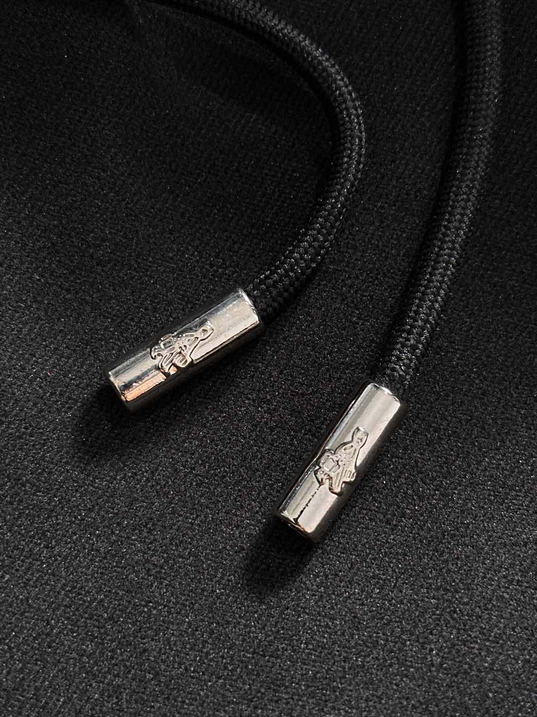 PRA 25s新款羊毛裤.小直筒设计.可搭配套装.运动休闲随意搭配.，面料柔软舒适有垂感.立挺上身有型！