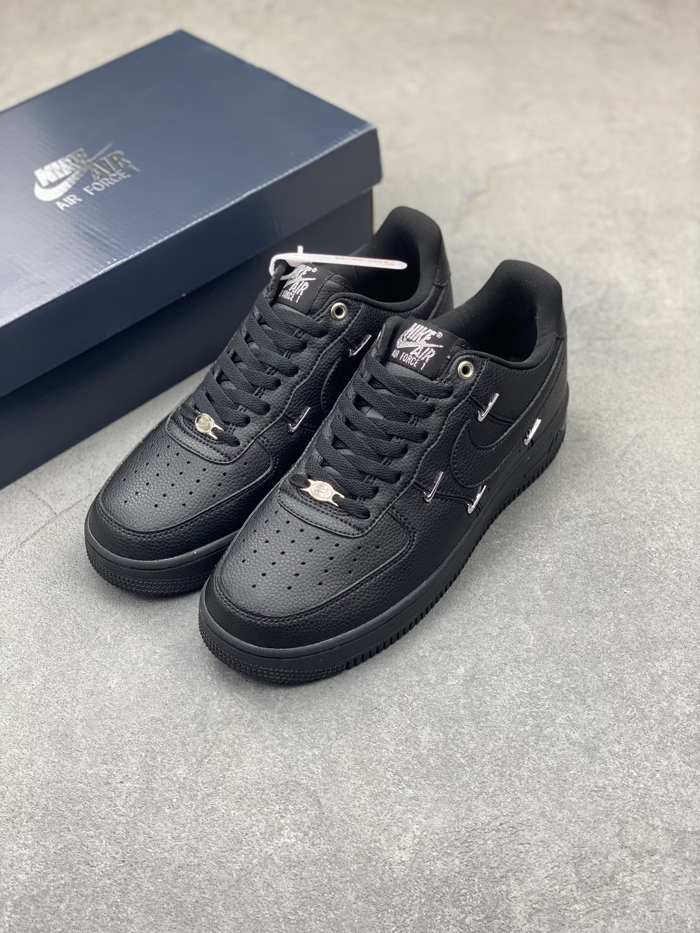 Nike Air Force 1 Low Black Casual Sneakers HQ1180-001 9 i1724101582 6564 4
