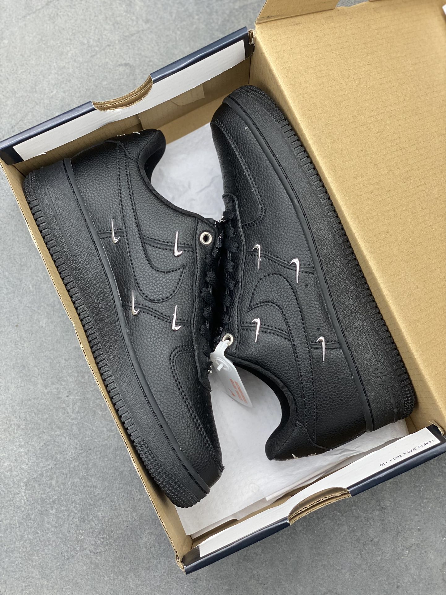 Nike Air Force 1 Low Black Casual Sneakers HQ1180-001 10 i1724101582 7658 2