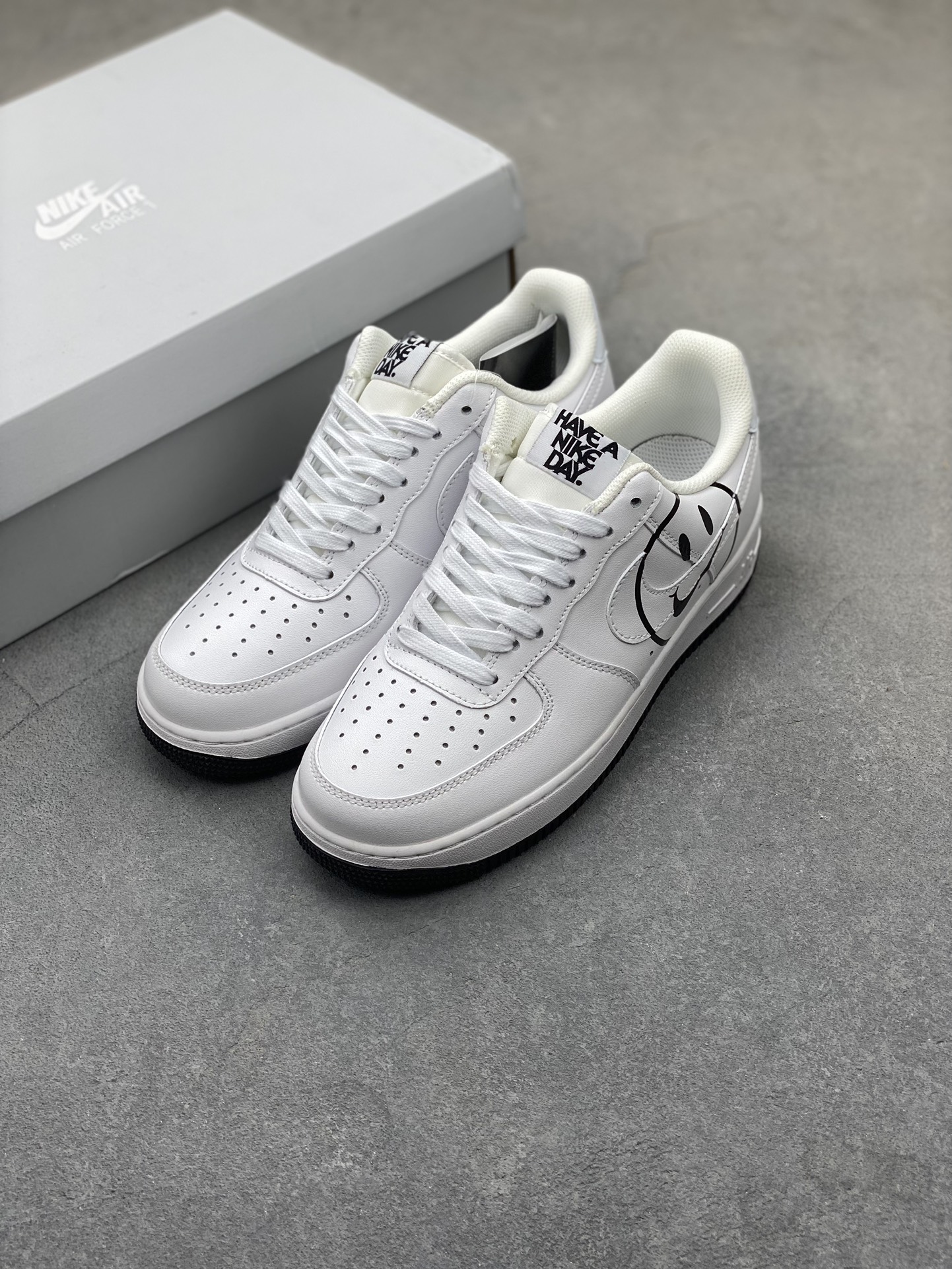 Nike Air Force 1 Low White Black Smiley Face Sneakers - Classic Style 9 i1724960770 401 0