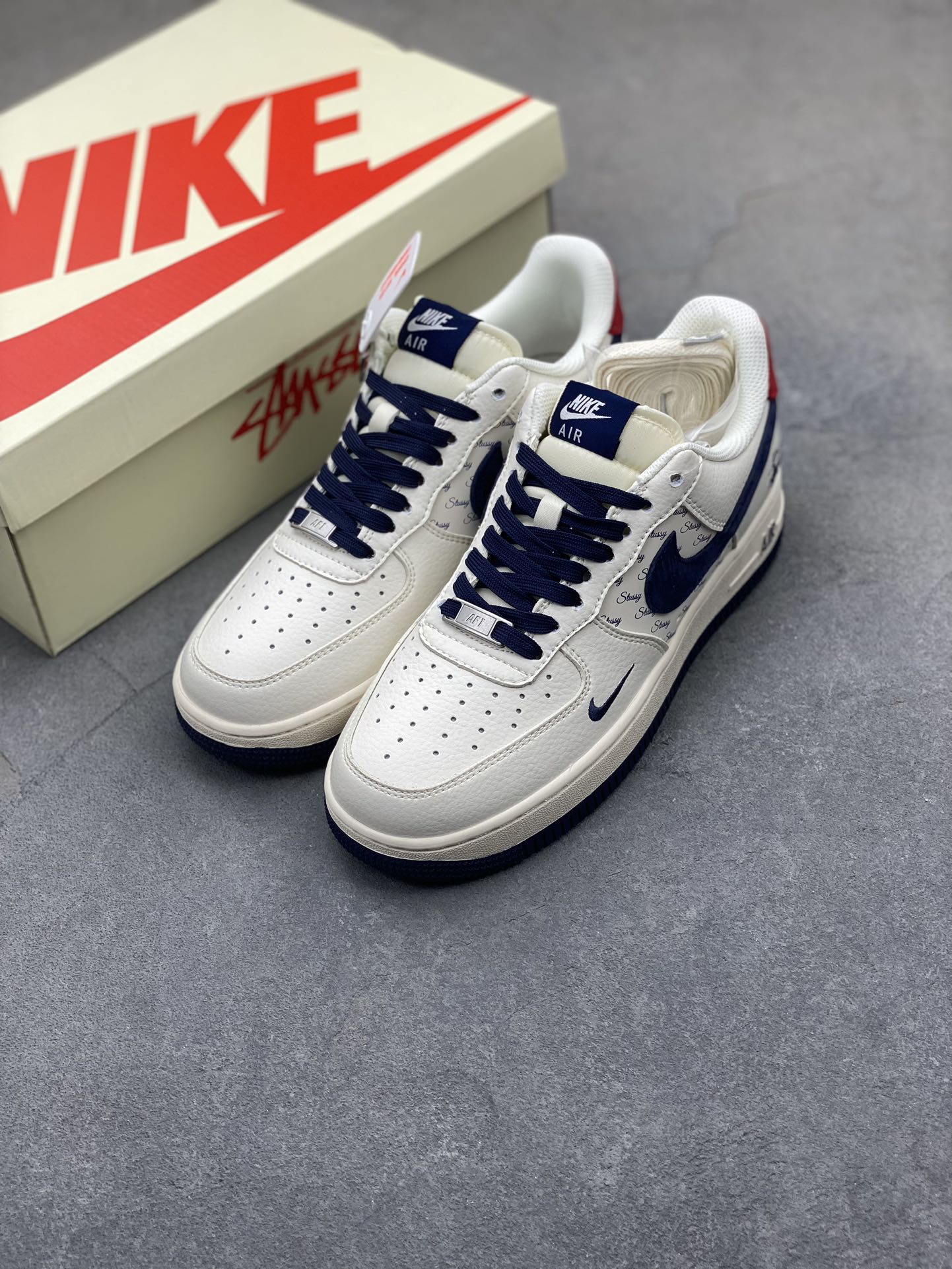 Nike Air Force 1 '07 Low Stussy Collab Sneakers - Limited Edition 9 i1724961157 384 7