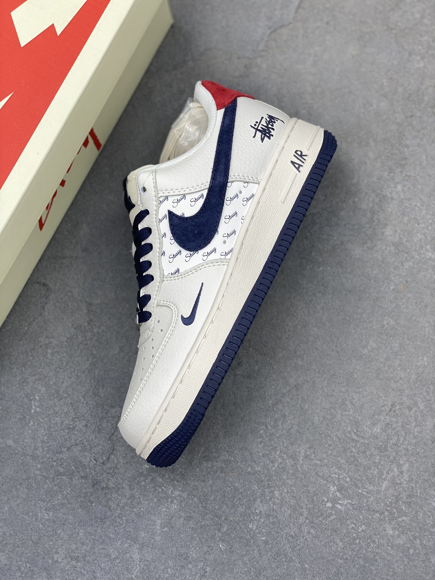 Nike Air Force 1 '07 Low Stussy Collab Sneakers - Limited Edition 8 i1724961157 9751 8