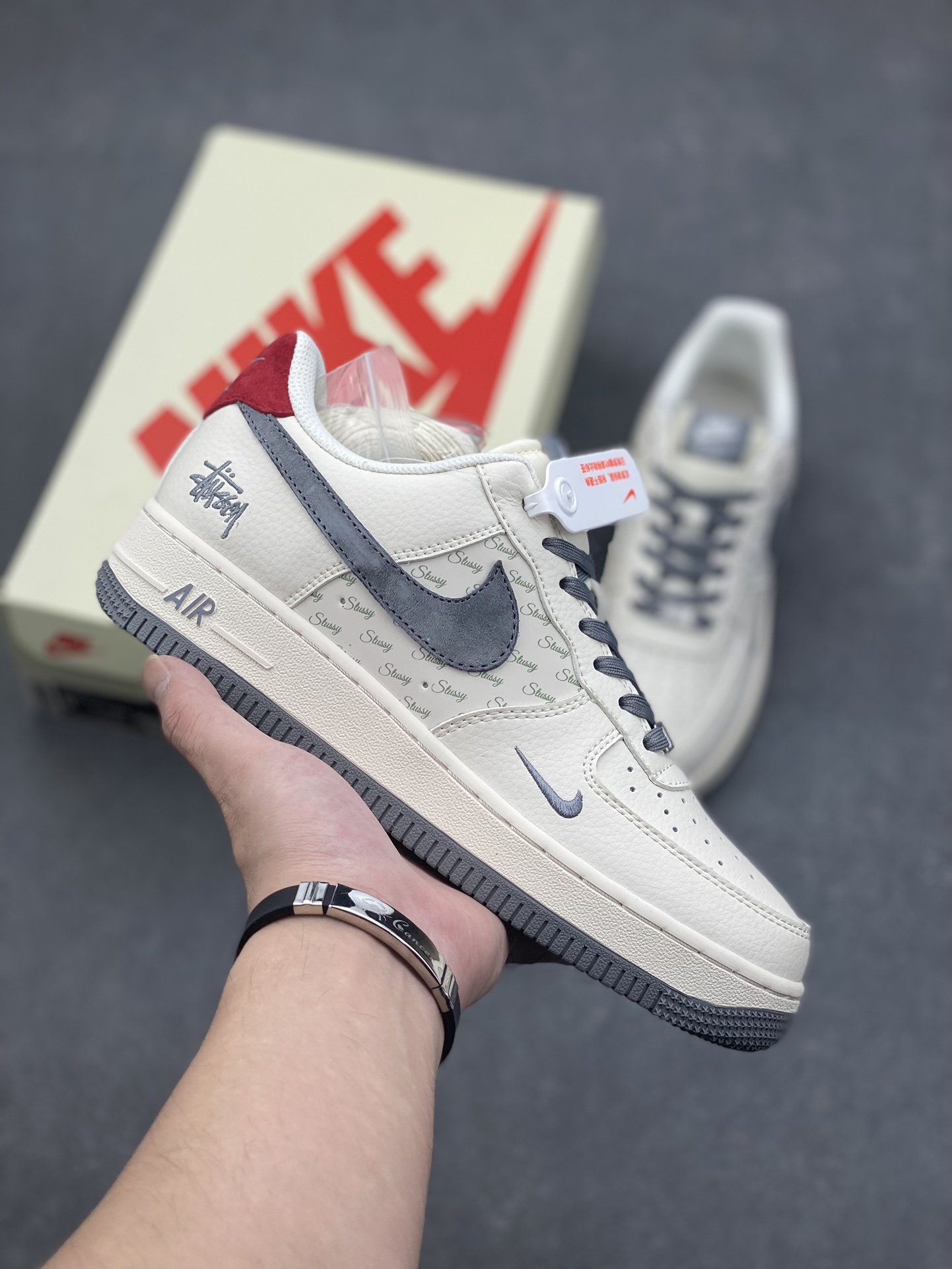 Nike Air Force 1 '07 Low Stussy Collab Sneakers - Cream/Grey/Red 2 i1728845910 3016 0