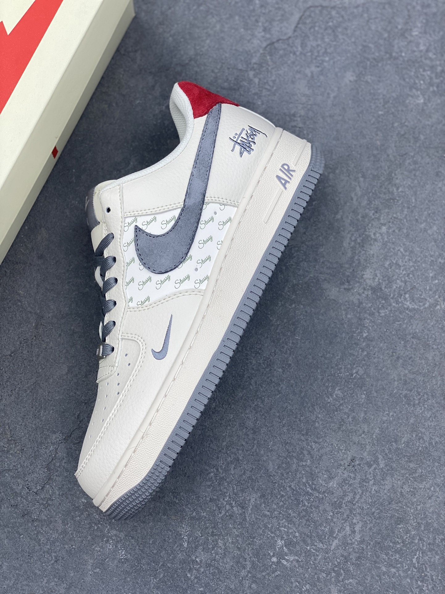 Nike Air Force 1 '07 Low Stussy Collab Sneakers - Cream/Grey/Red 8 i1728845910 4900 0