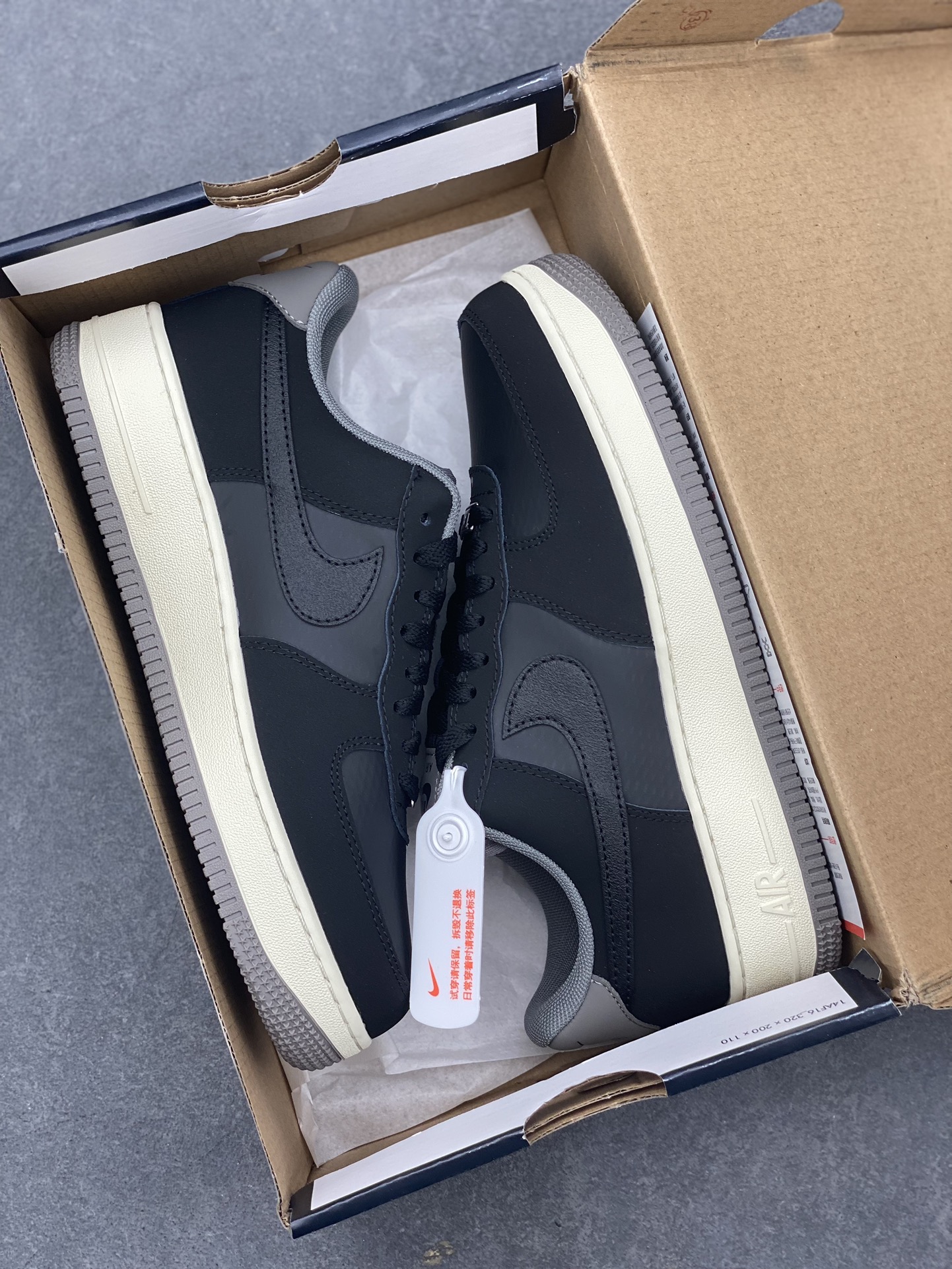 Nike Air Force 1 Low '07 "Dark Pewter" Black Sneakers - Classic Style 10 i1728845982 6261 0