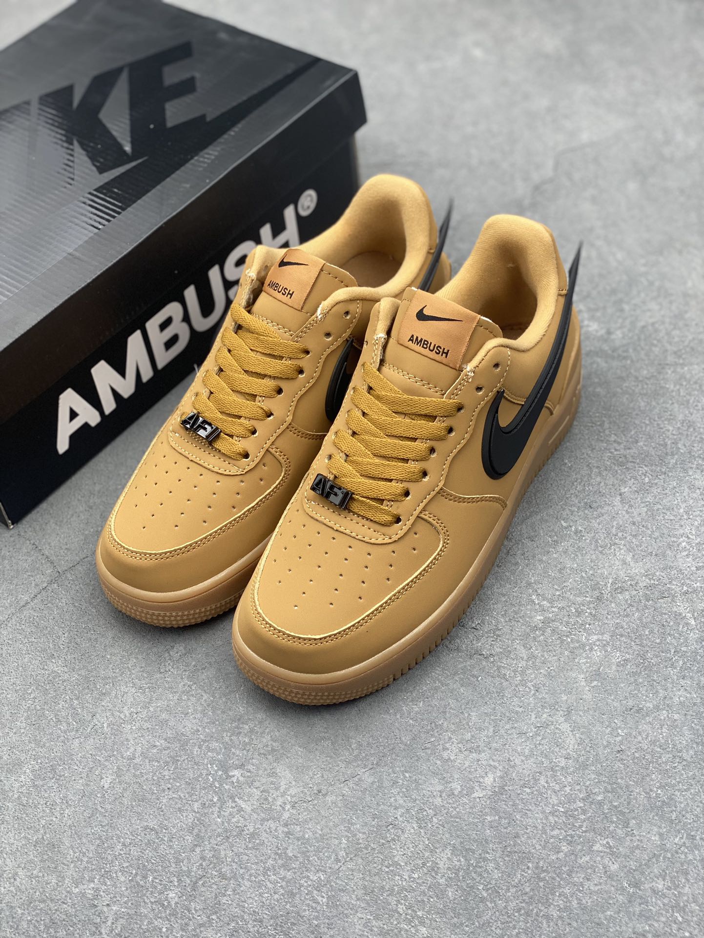 Nike Air Force 1 Low AMBUSH Collab Honeycomb Cushion Authentic Sneakers 9 i1728846054 931 4