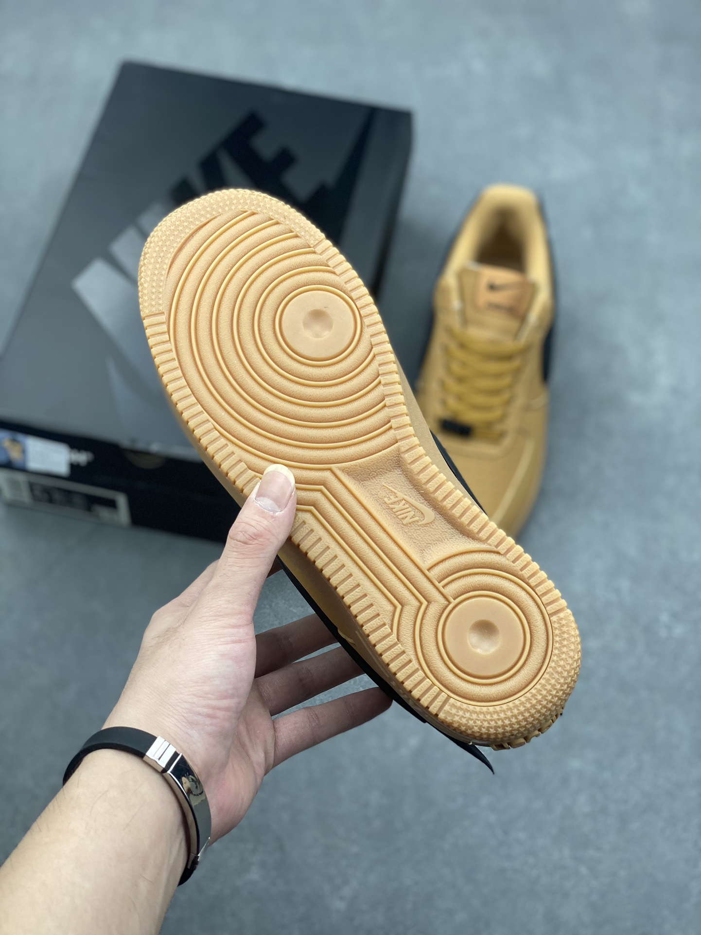 Nike Air Force 1 Low AMBUSH Collab Honeycomb Cushion Authentic Sneakers 7 i1728846071 7250 0