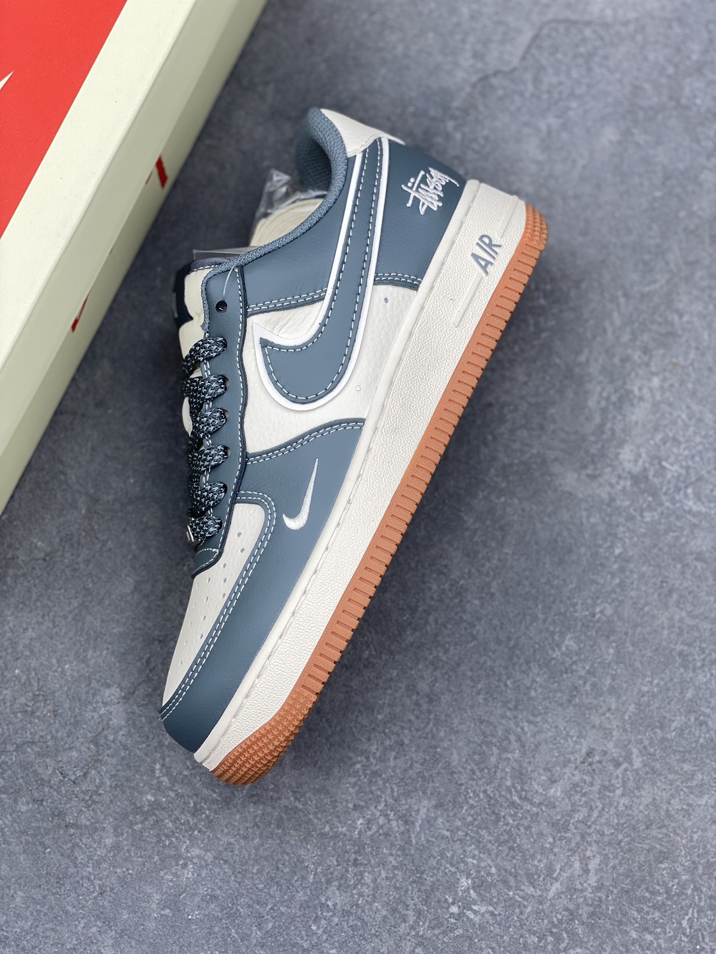 Nike Air Force 1 '07 Low Stussy, Limited Edition 8 i1733511523 4132 3