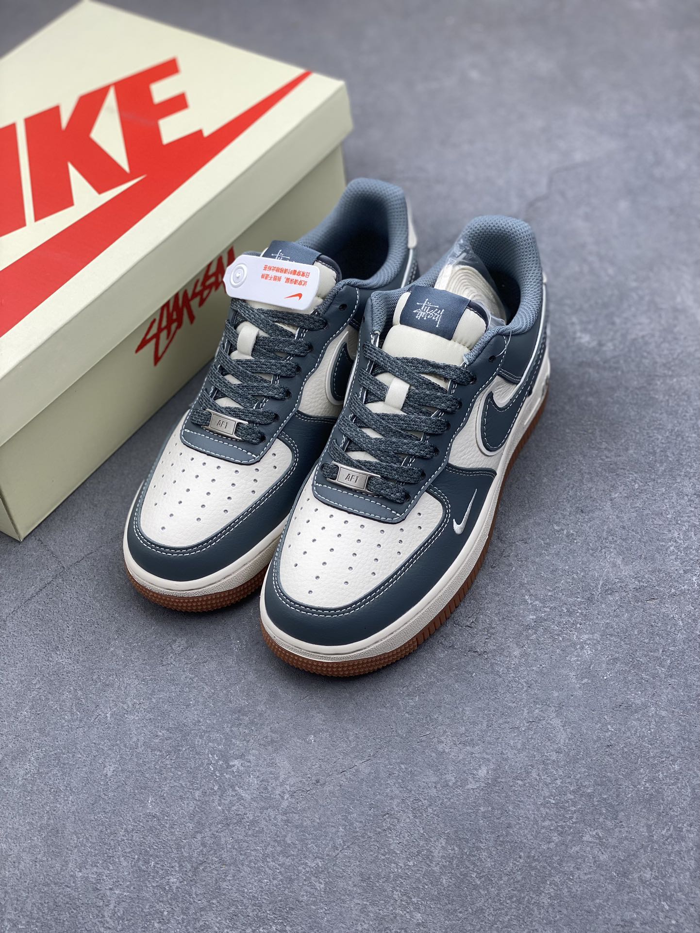 Nike Air Force 1 '07 Low Stussy, Limited Edition 9 i1733511523 7856 4