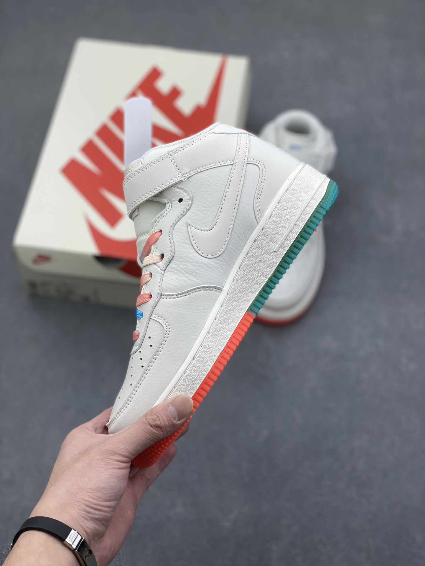 Nike Air Force 1 MID '07 'Miami' Limited Edition Sneakers 4 i1733511561 6470 3