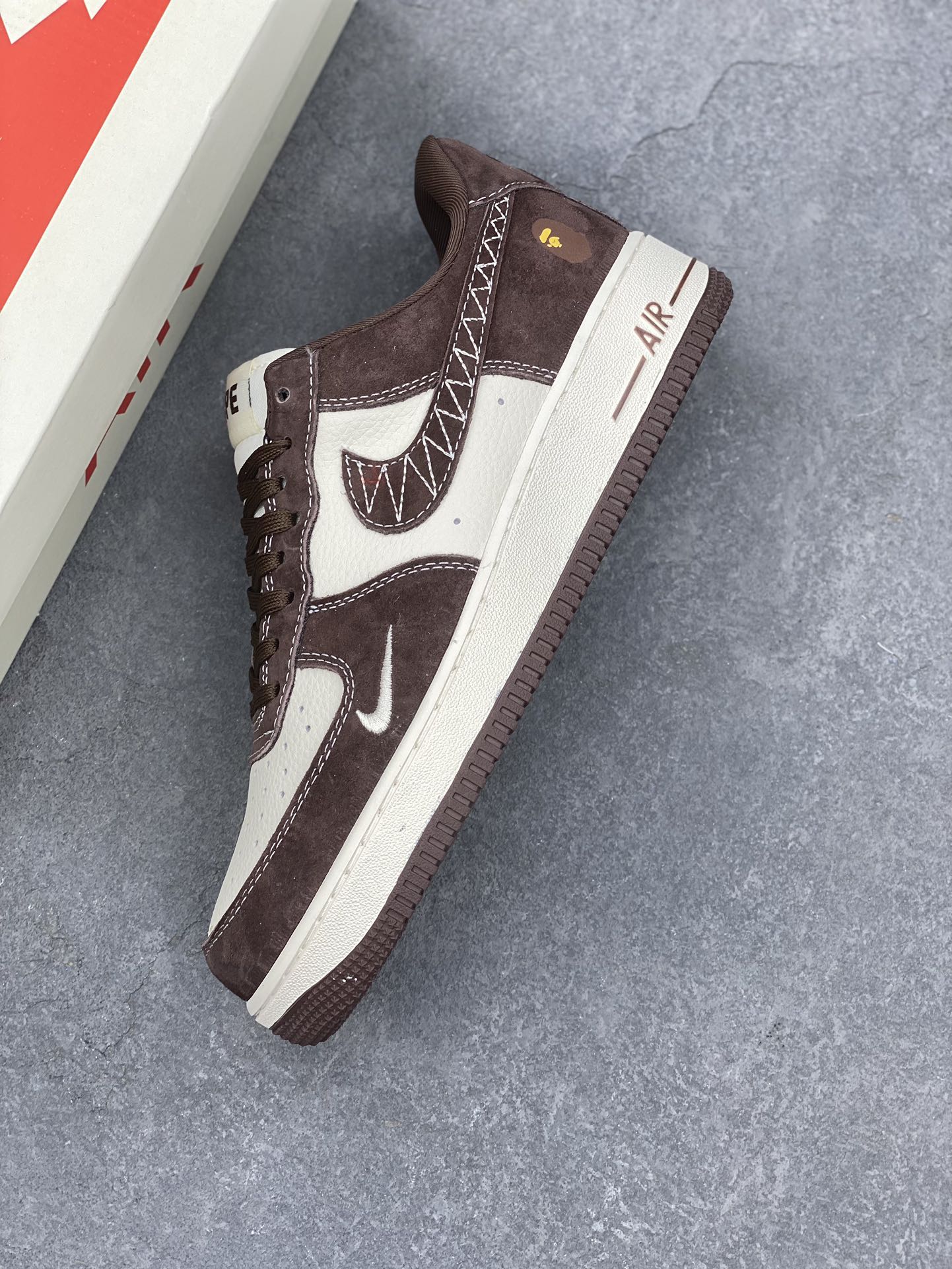 Nike Air Force 1 '07 Low Brown Ivory Limited Edition Sneakers 8 i1733511678 1823 7