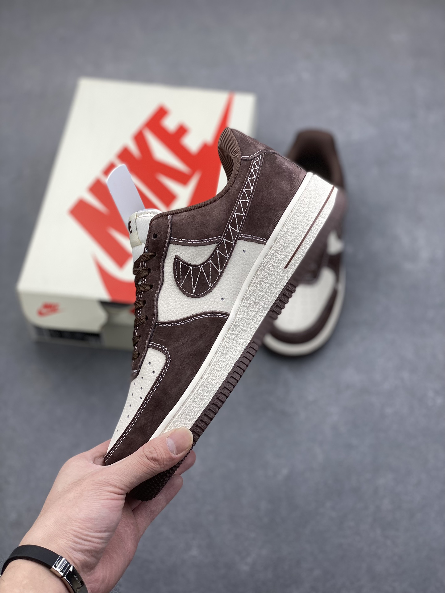 Nike Air Force 1 '07 Low Brown Ivory Limited Edition Sneakers 4 i1733511678 4586 5