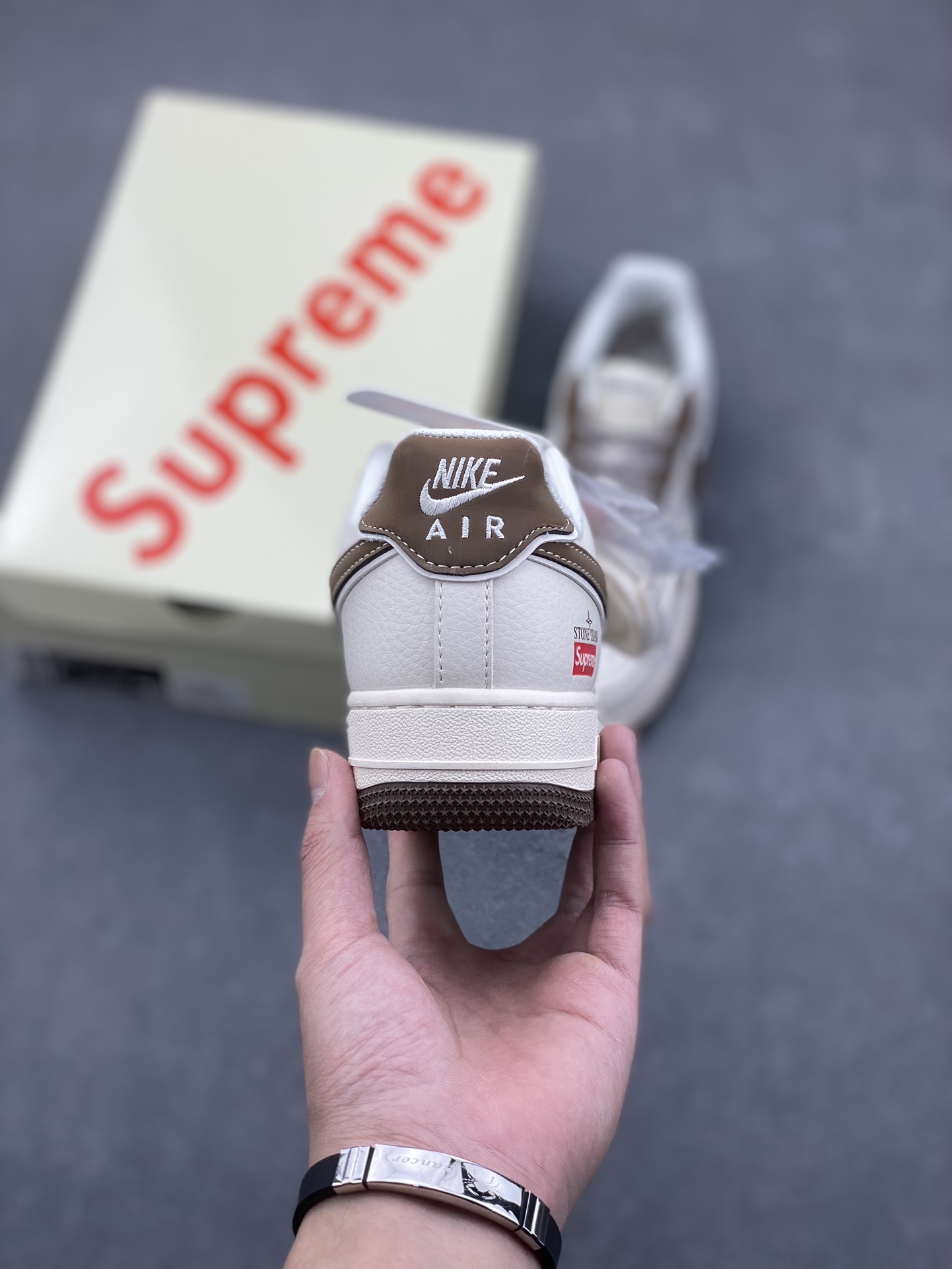 Nike Air Force 1 '07 Low Stone Island Supreme - Limited Edition Sneakers 5 i1733511714 2506 8