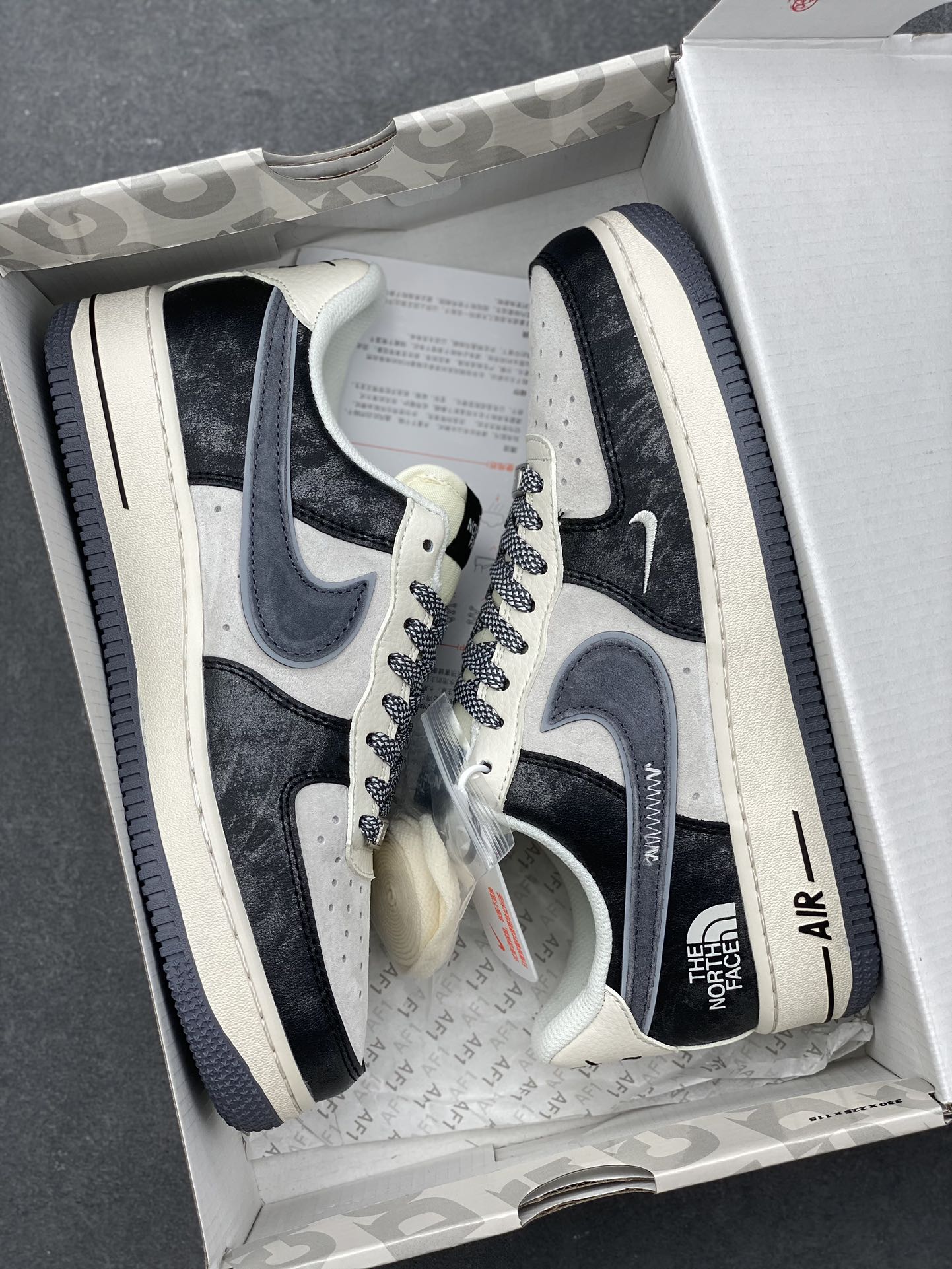Nike Air Force 1 '07 Low Sneakers - The North Face Collaboration 10 i1733511793 2657 0