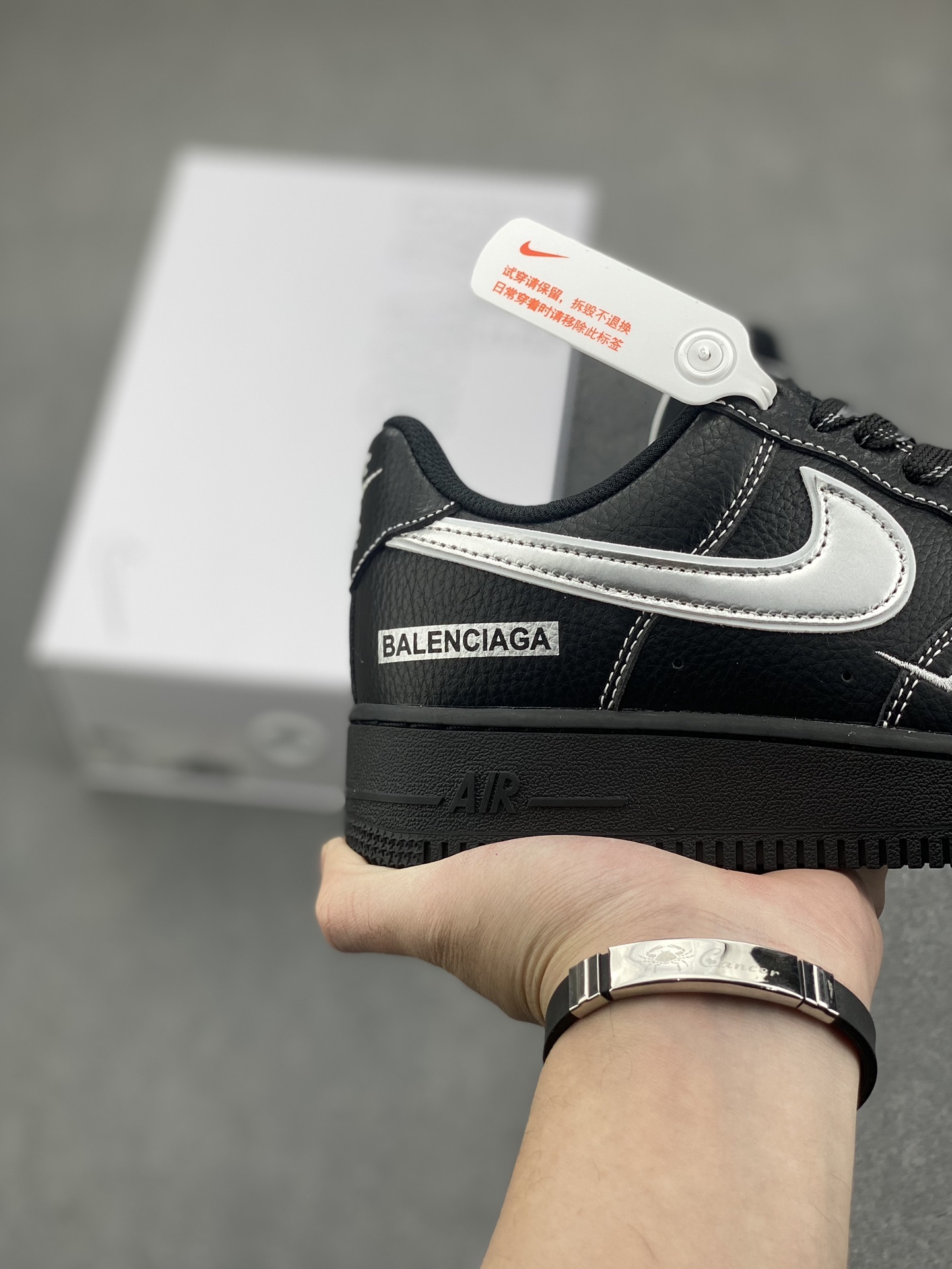 Nike Air Force 1 '07 Low Black/Silver Custom Sneakers with Air Cushioning 6 i1734108113 3175 4