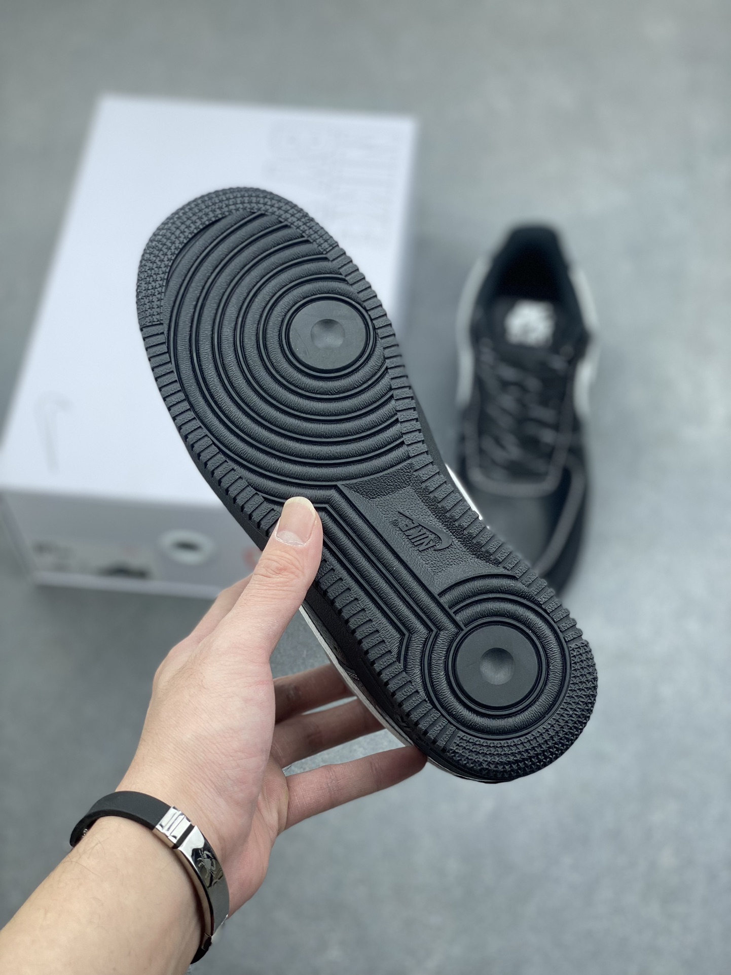 Nike Air Force 1 '07 Low Black/Silver Custom Sneakers with Air Cushioning 7 i1734108113 3896 2