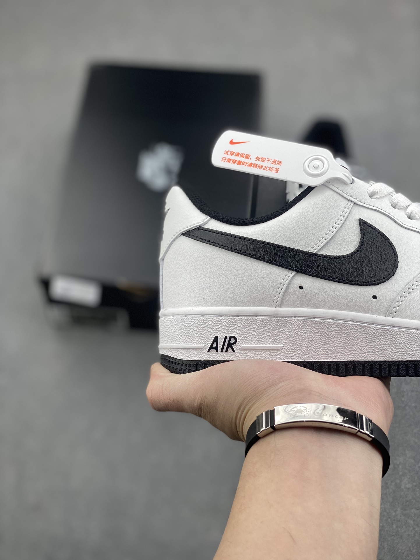 Nike Air Force 1 '07 Low White Black Sneaker - Limited Edition 6 i1734108170 6186 5