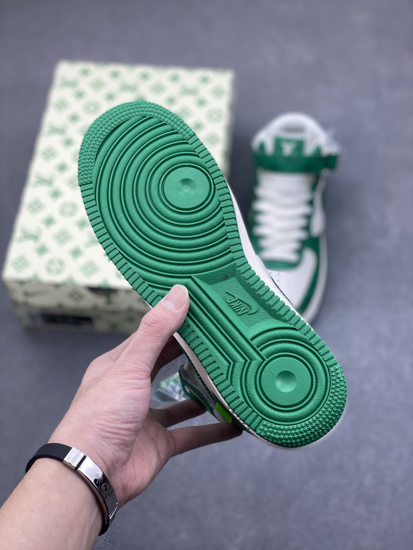Louis Vuitton x Nike Air Force 1 Mid '07 Green Custom Sneakers 7 i1734108918 1216 6