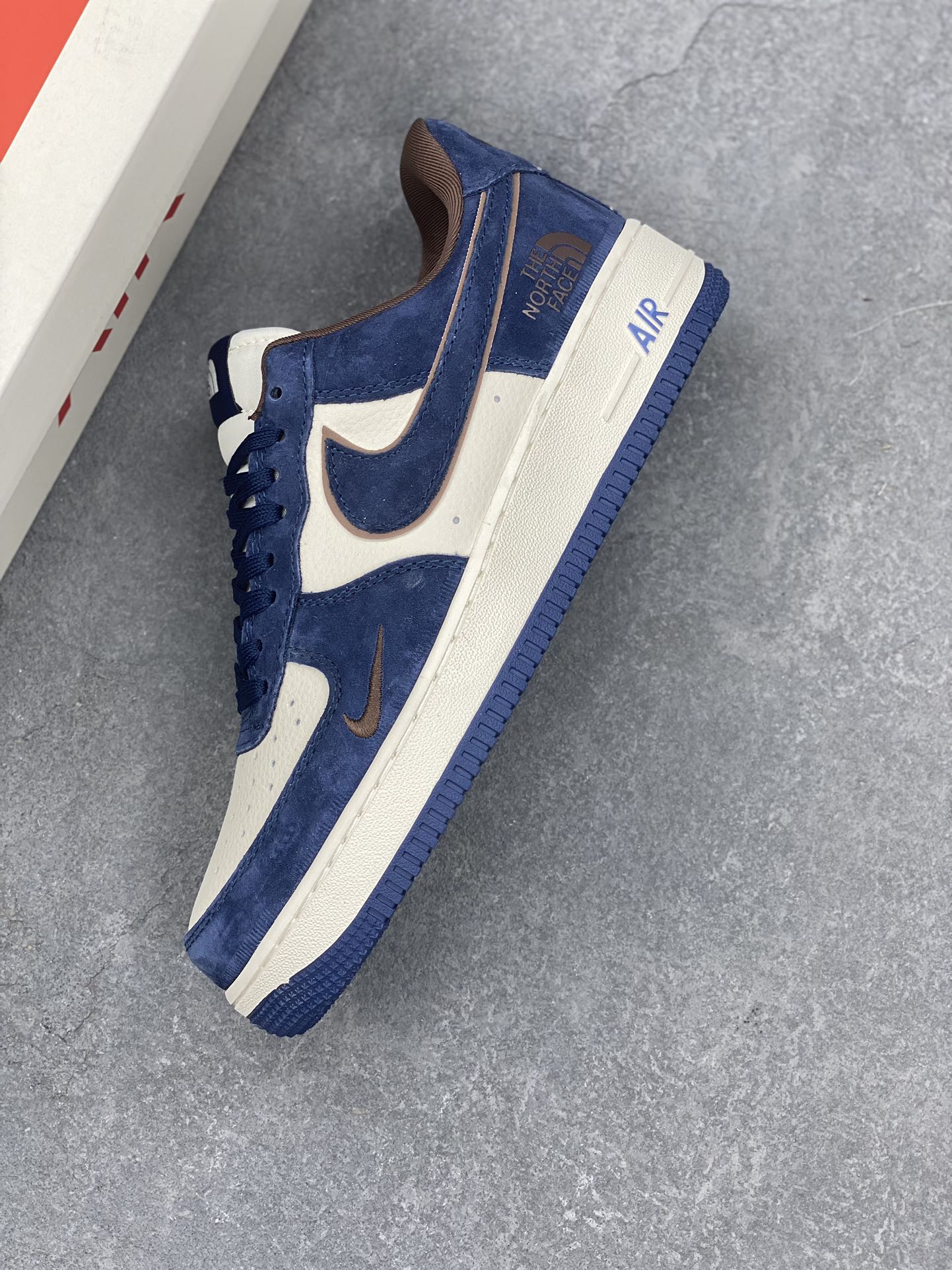 Nike Air Force 1 '07 Low The North Face Steel Blue Limited Edition 8 i1734109339 5106 4