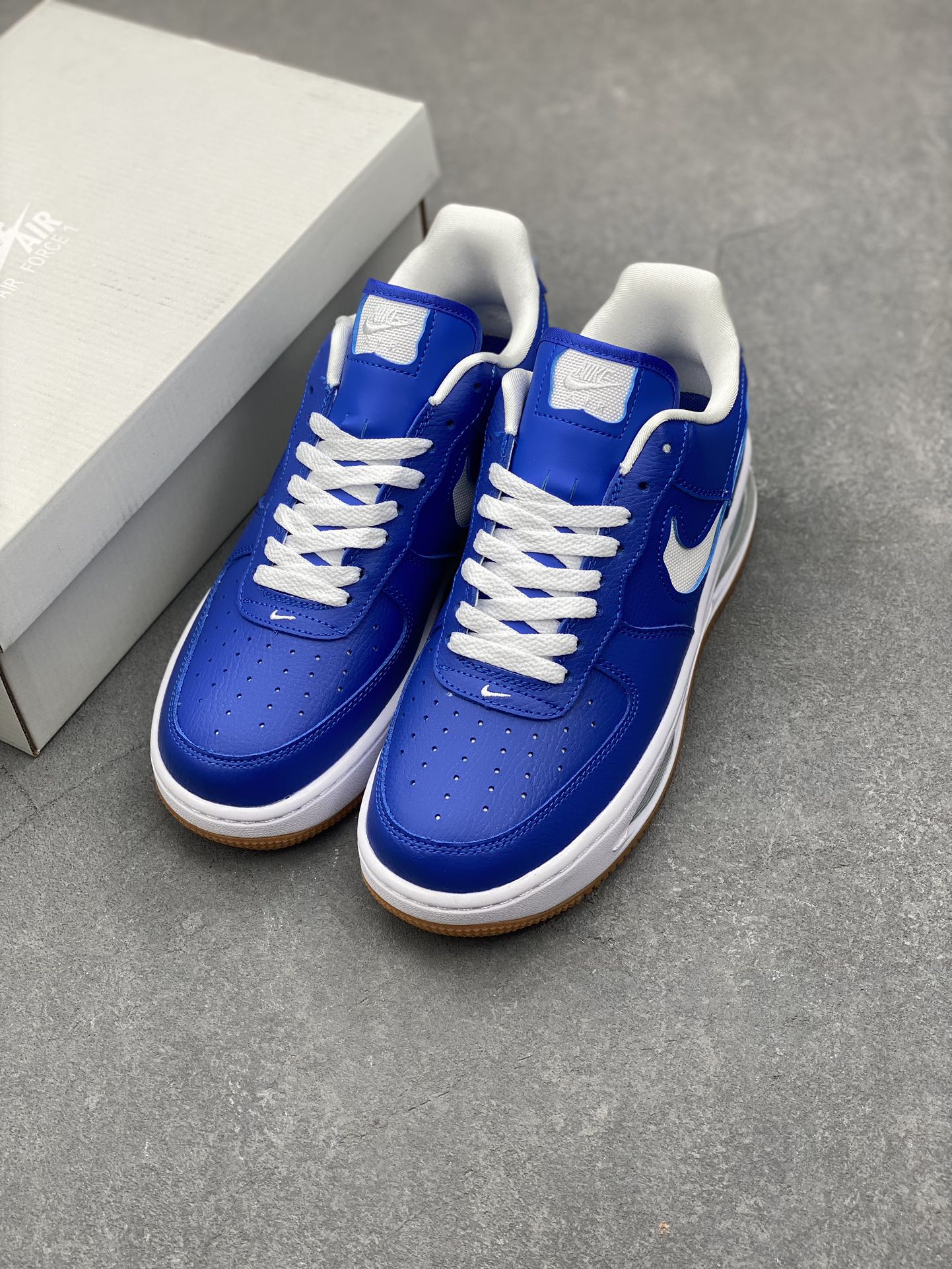 Nike Air Force 1 '07 Low Blue/White Cushioned Sneakers HF3630-400 9 i1734283779 1188 7