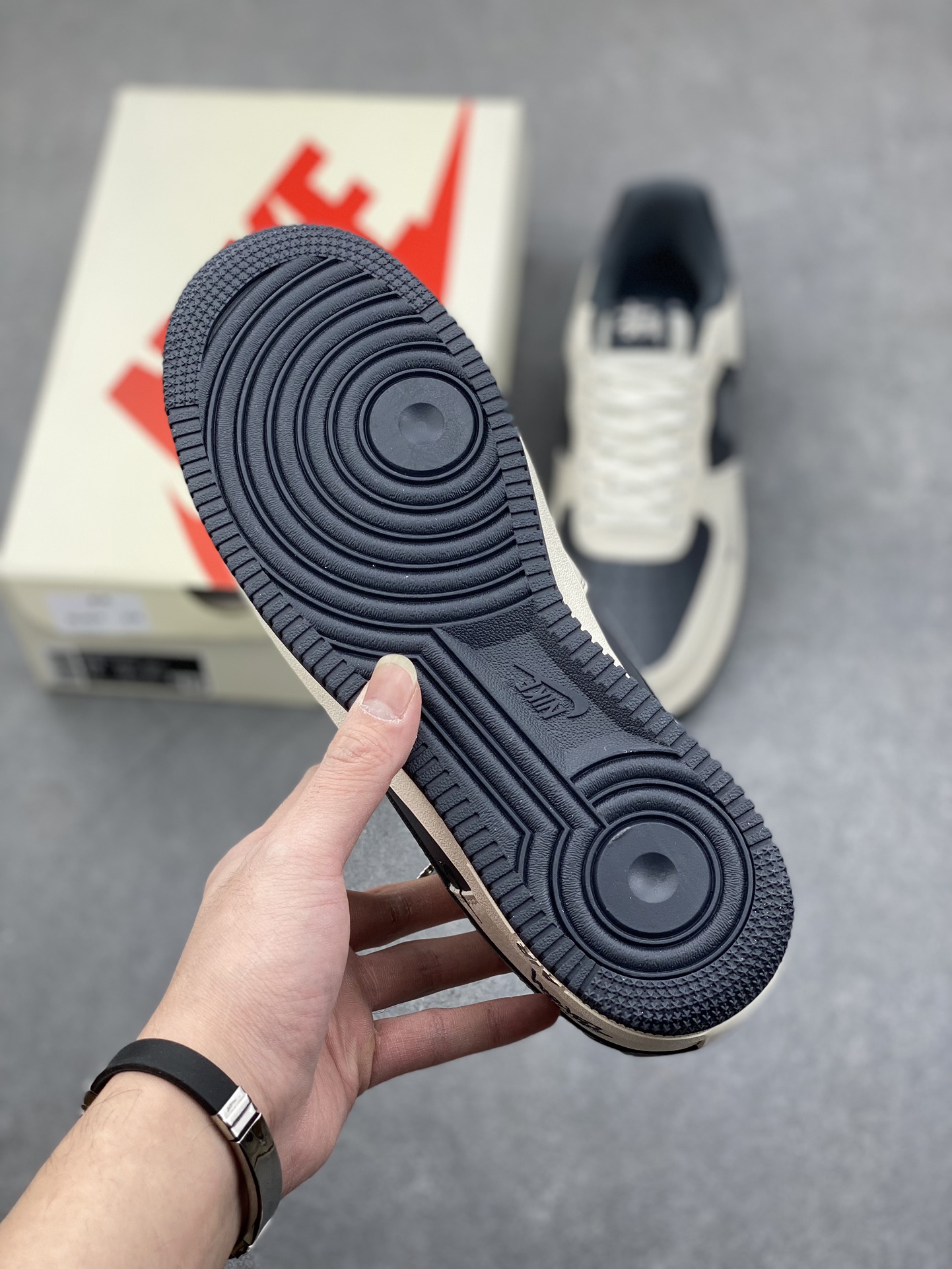 Nike Air Force 1 '07 Low Stussy Collab Sneakers - Grey/White, Limited Edition 7 i1735160339 5782 2