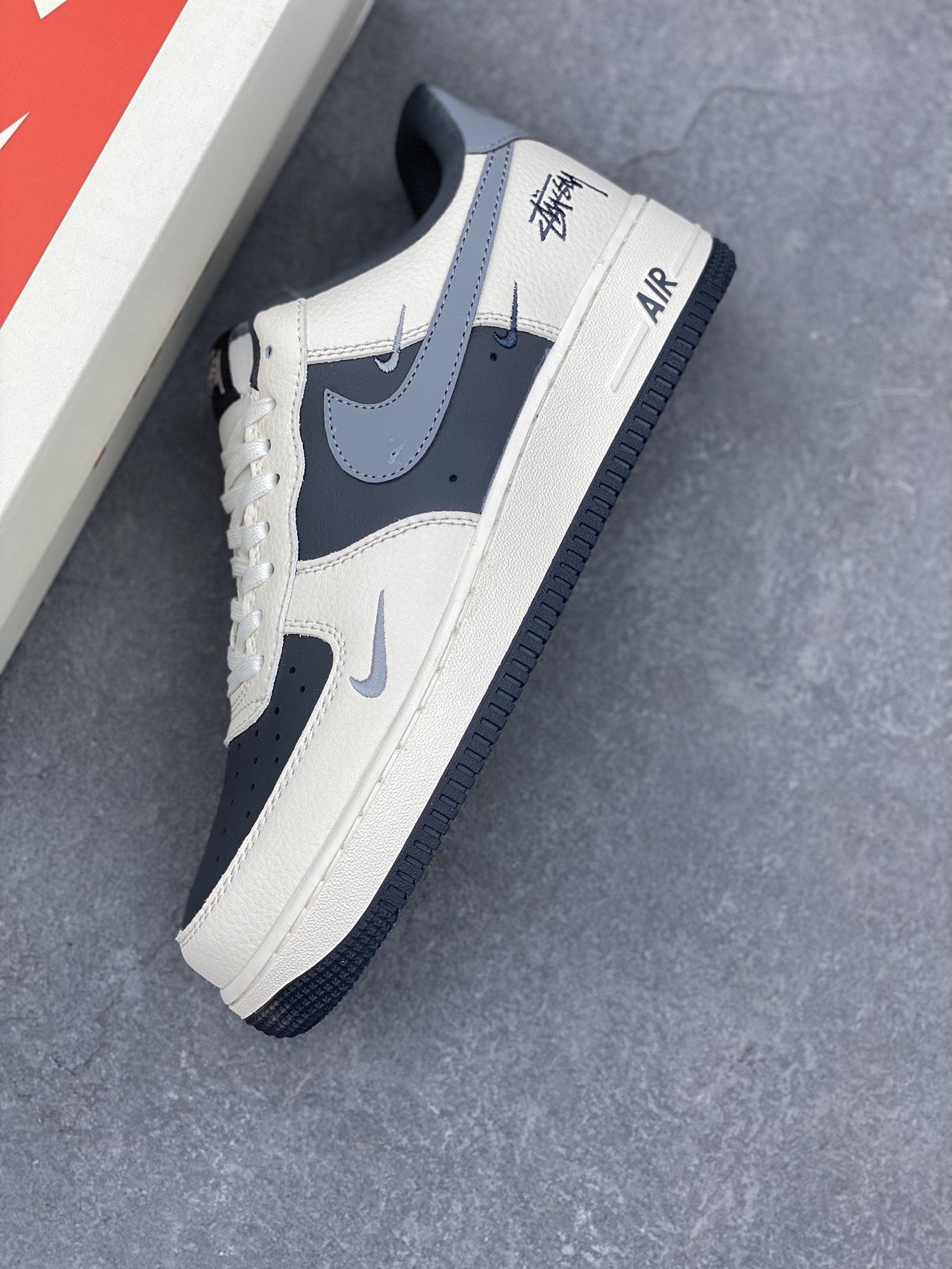 Nike Air Force 1 '07 Low Stussy Collab Sneakers - Grey/White, Limited Edition 8 i1735160339 6340 6