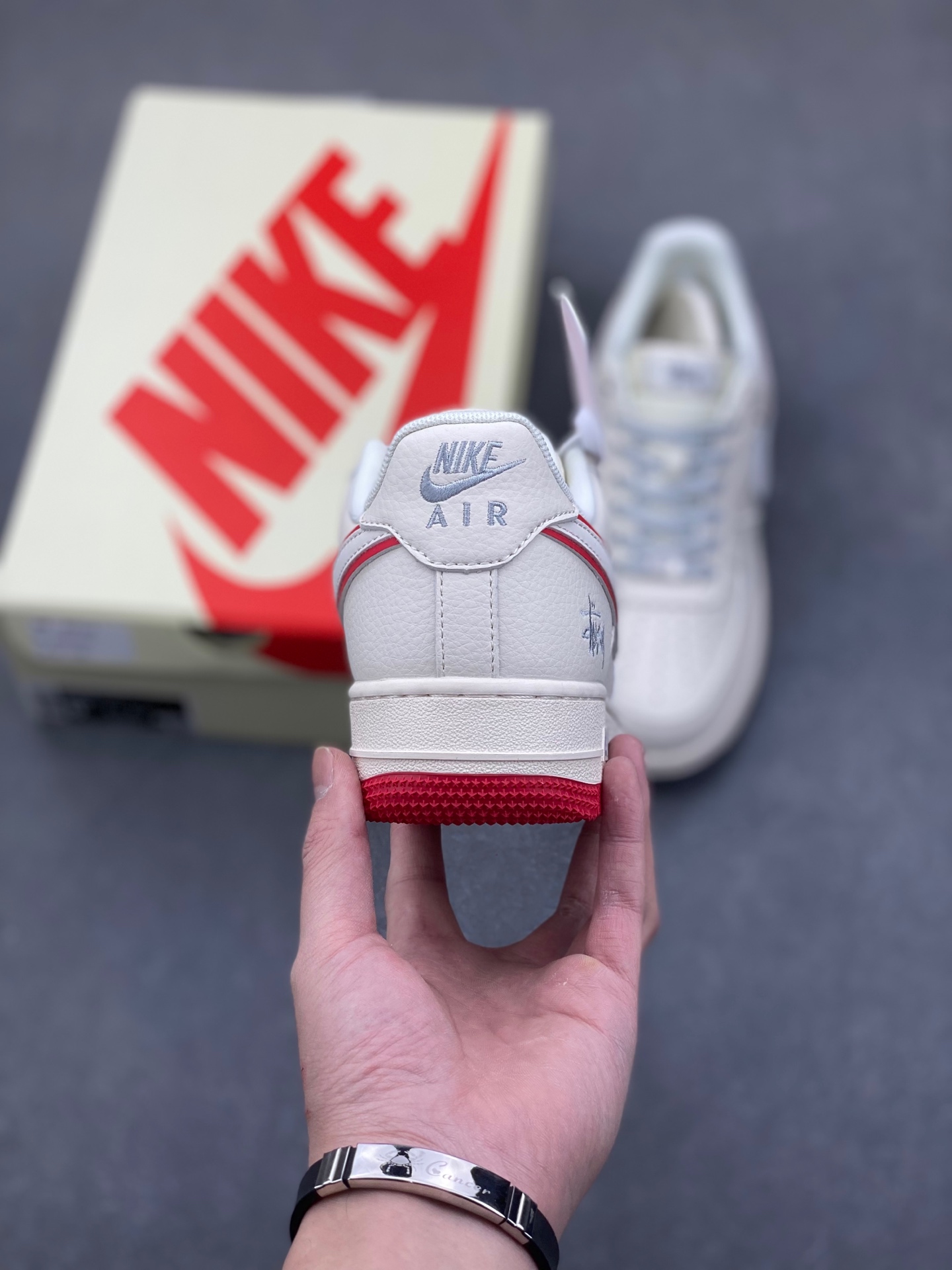 Nike Air Force 1 '07 Low Stussy Collab Sneakers - Cream/Grey/Red 5 i1736368375298 3505 0 3