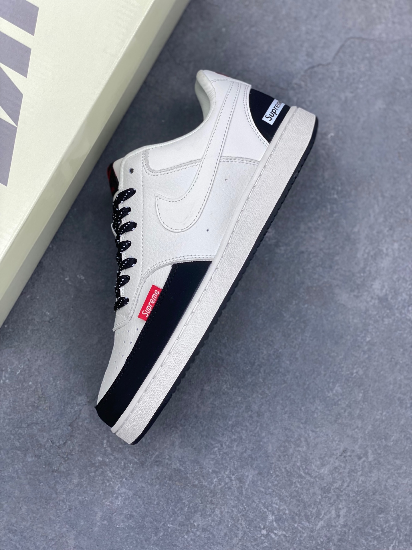 Nike Ebernon Low PRM Sneakers - Supreme Collaboration, Comfortable and Stylish 7 i1736369075990 3175 0 6