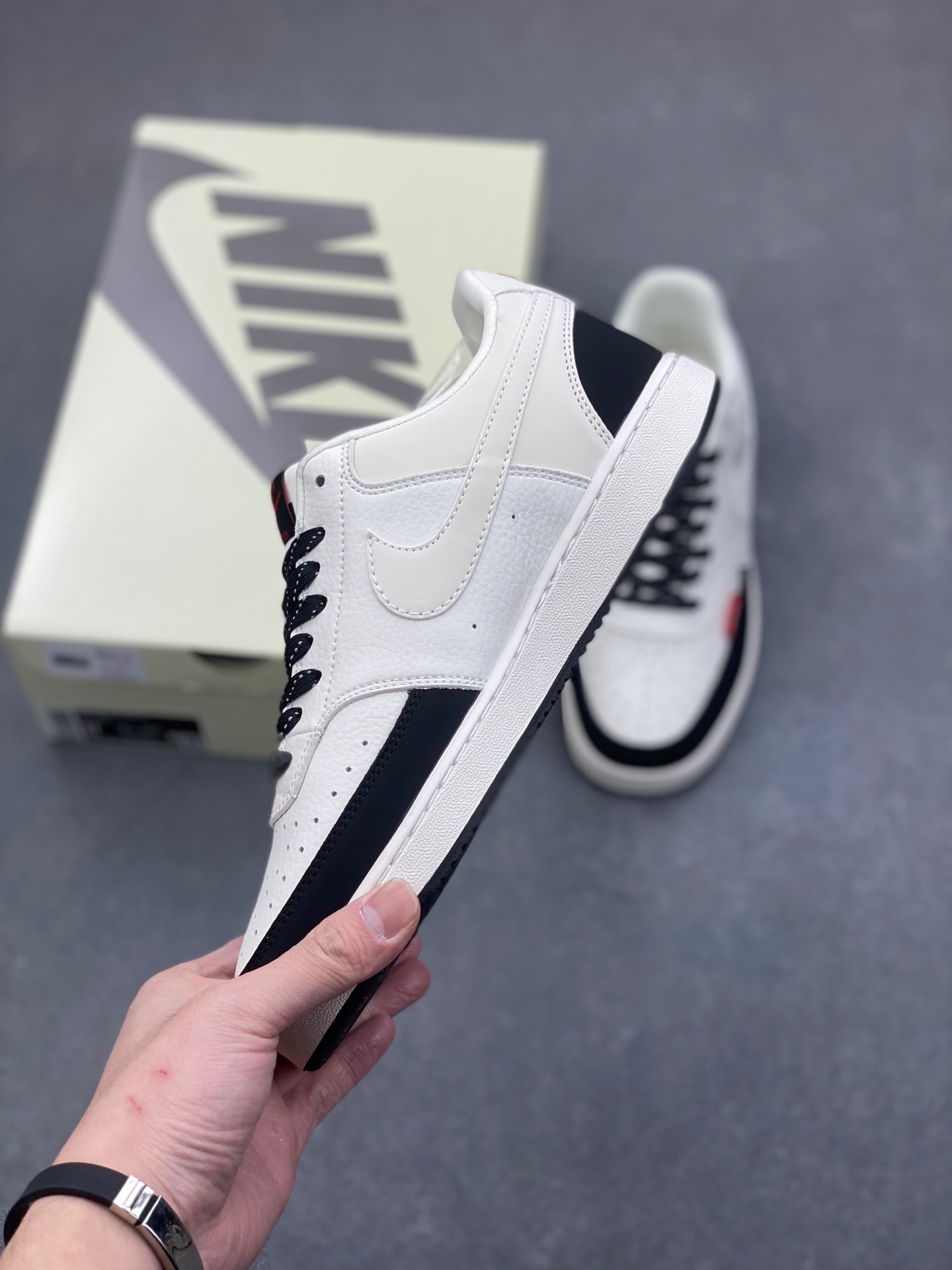 Nike Ebernon Low PRM Sneakers - Supreme Collaboration, Comfortable and Stylish 3 i1736369076239 579 0 2