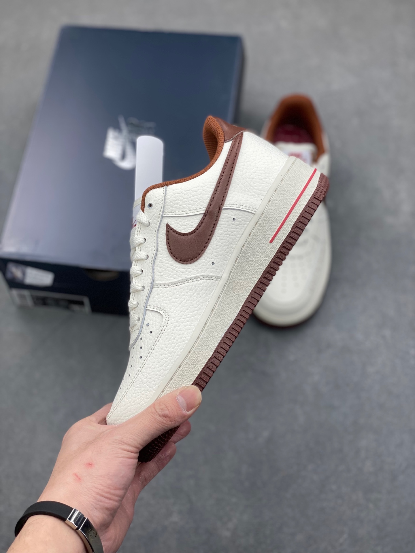 Nike Air Force 1 '07 Low Brown Bascketball Shoes HQ7027-100 4 i1736369149967 1800 0 2