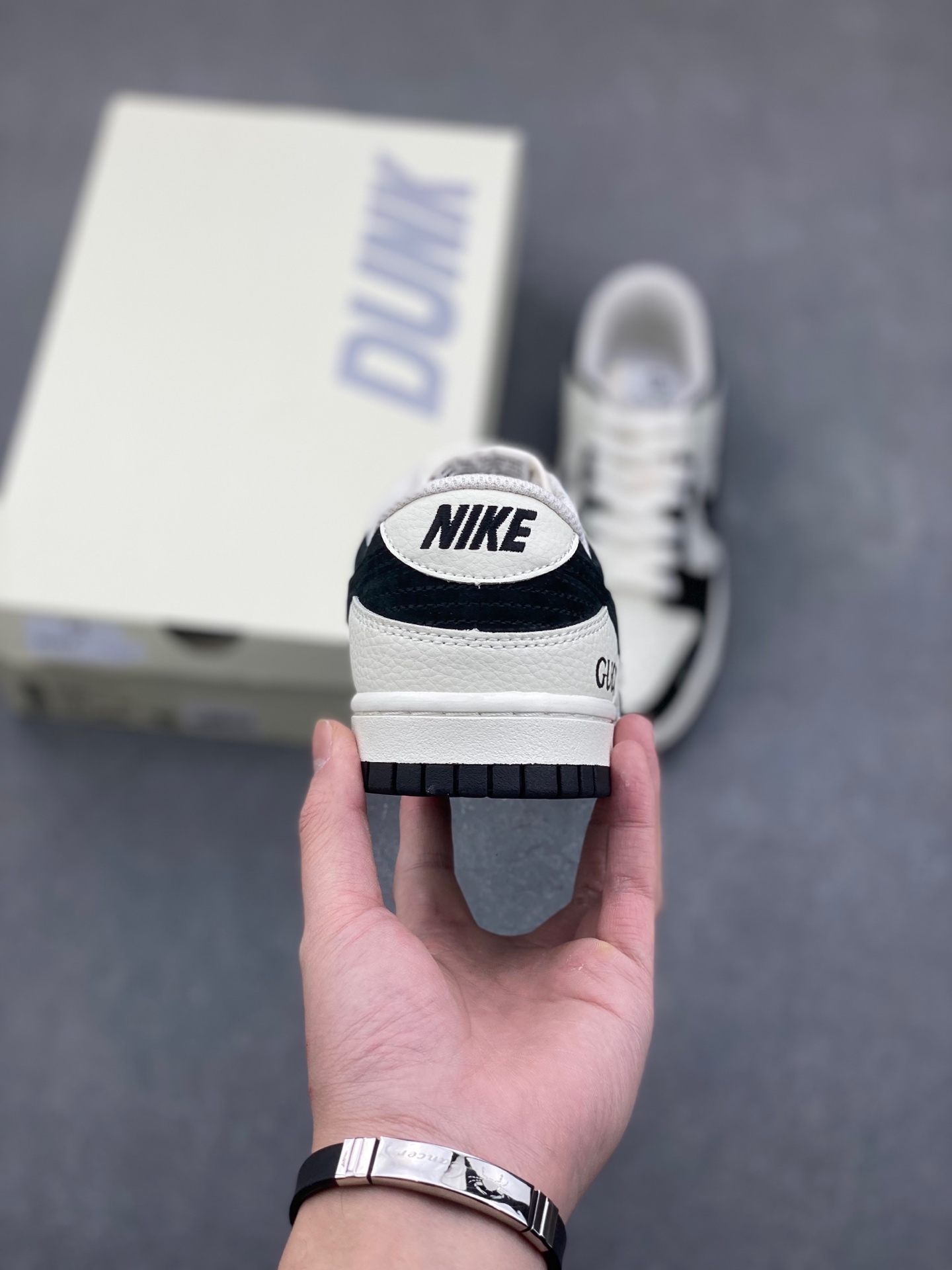 Nike SB Dunk Low Custom Anniversary Edition Sneakers with Gucci Accents 5 i1736370143178 2927 0 3