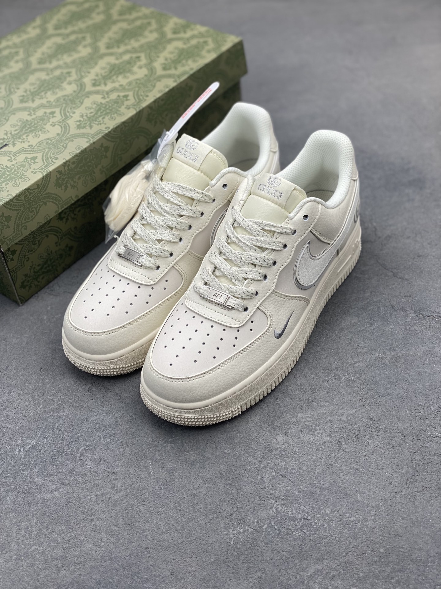 Nike Air Force 1 '07 Low Cream White Custom Sneakers 9 i1743437216564 9712 0 7