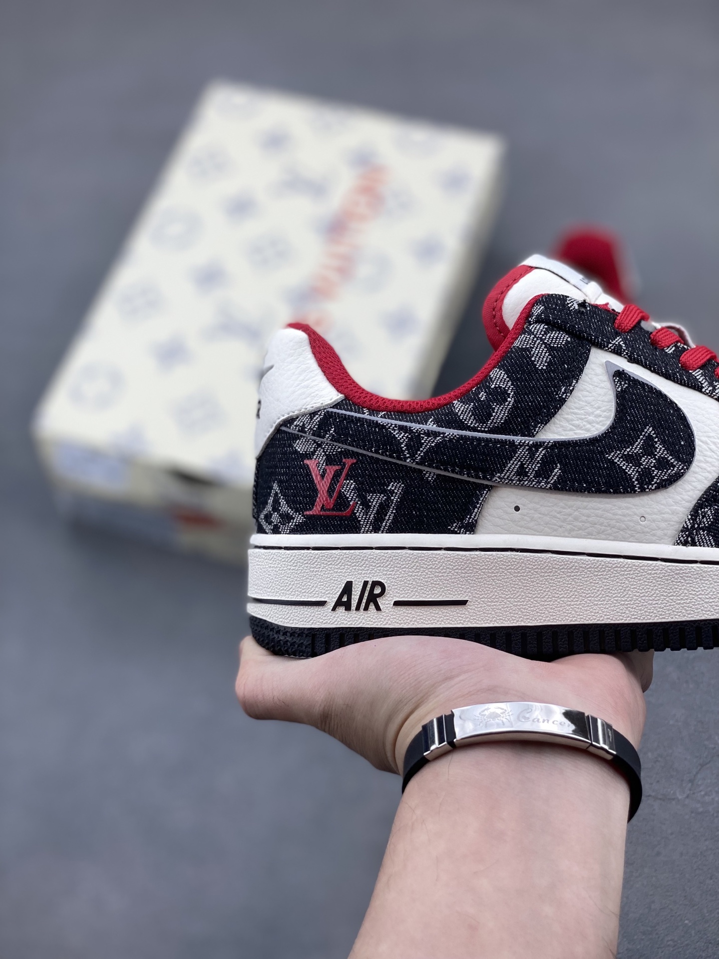 Nike Air Force 1 Low Custom Louis Vuitton Sneakers, Limited Edition 6 i1749140795414 867 0 4