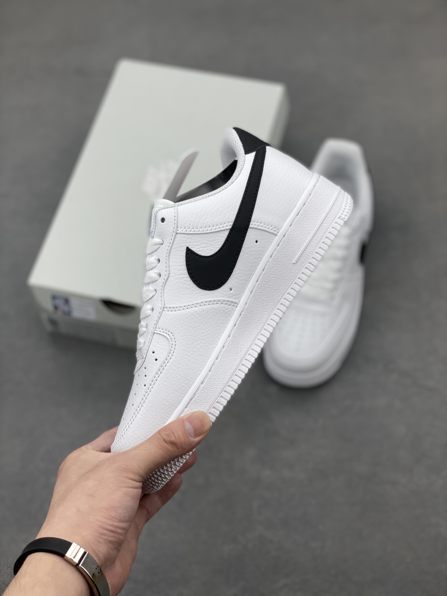 Nike Air Force 1 Low White Black CT2302-100 - Iconic Style & Comfort 4 i1749140859969 8327 0 2