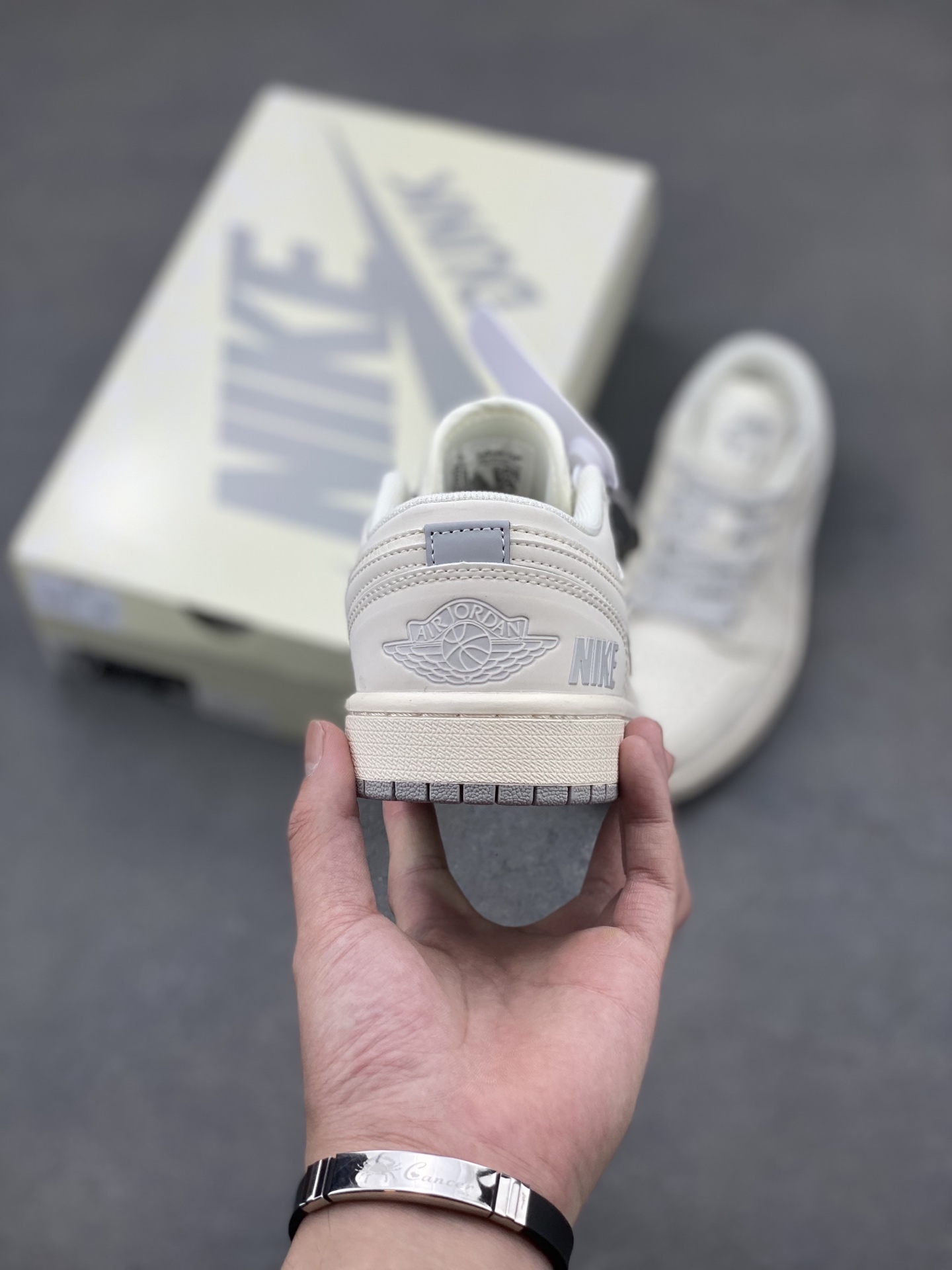 Air Jordan 1 Retro Low: Official New Color, Original Grade, Perfect Details 5 i1749141219999 8496 0 3