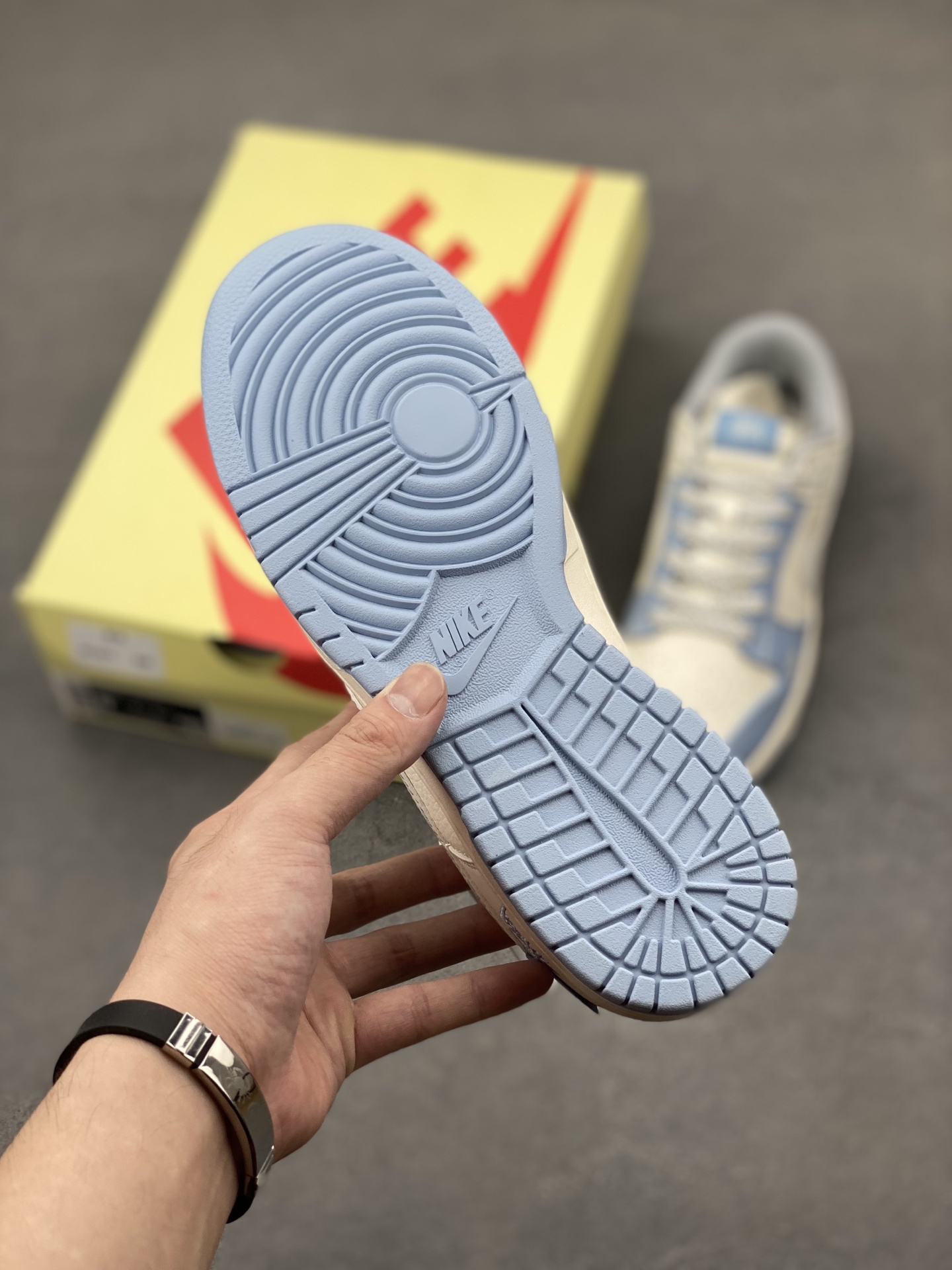 Nike SB Dunk Low x Stussy Sneakers - Premium Leather, Exclusive Design 6 i1749141259723 1 0 4