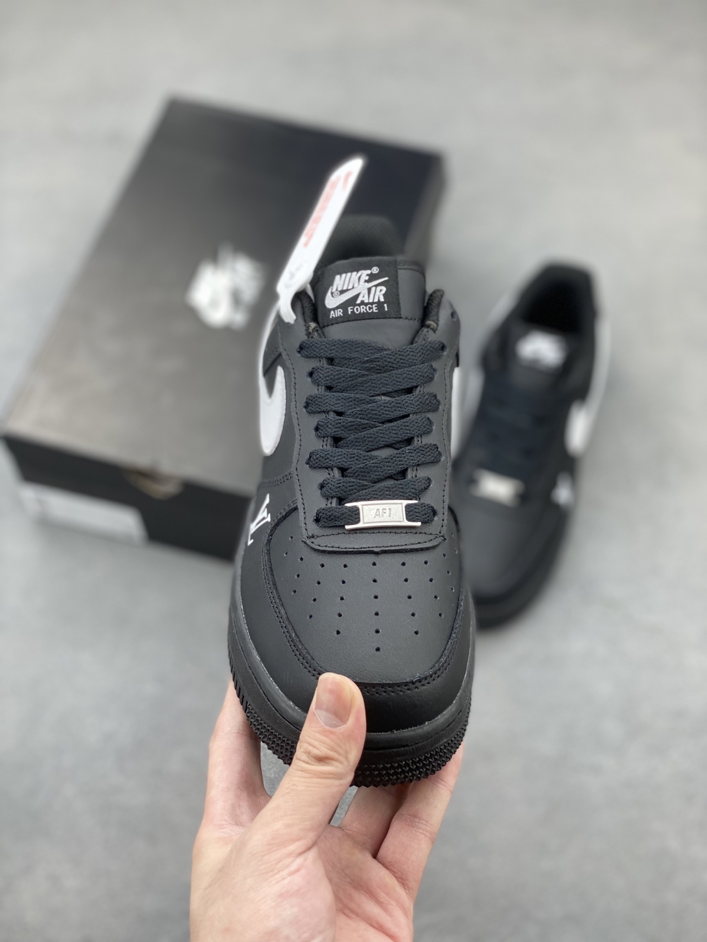 Nike Air Force 1 Low Black Custom Sneakers Designer Limited Edition 3 i1749410131056 8155 0 1