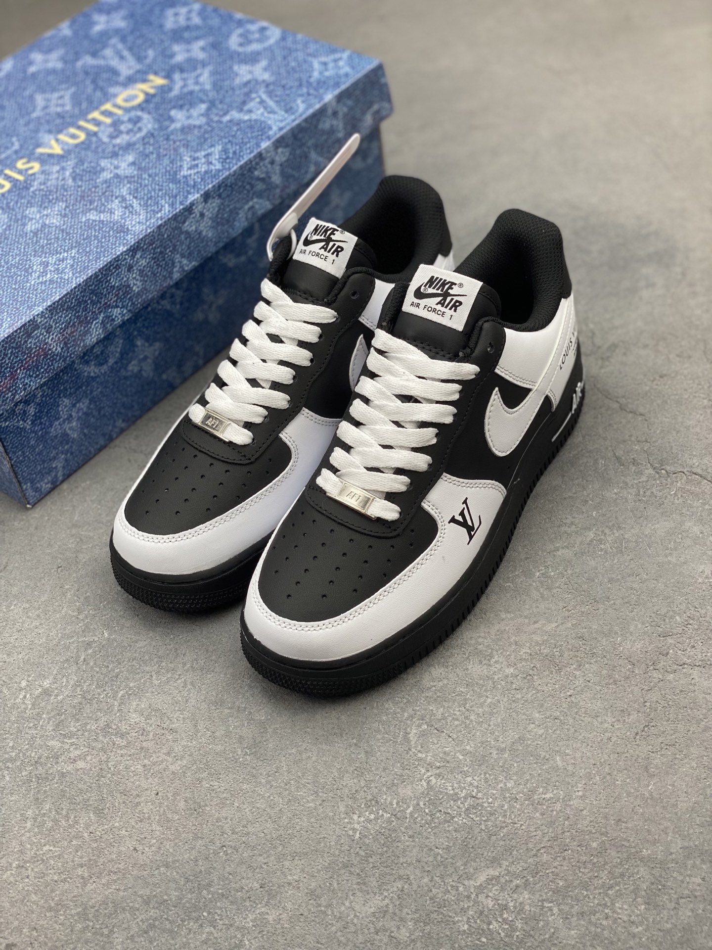 Nike Air Force 1 '07 Low Black/White Custom Sneakers - Limited Edition 9 i1749410183215 1874 0 7