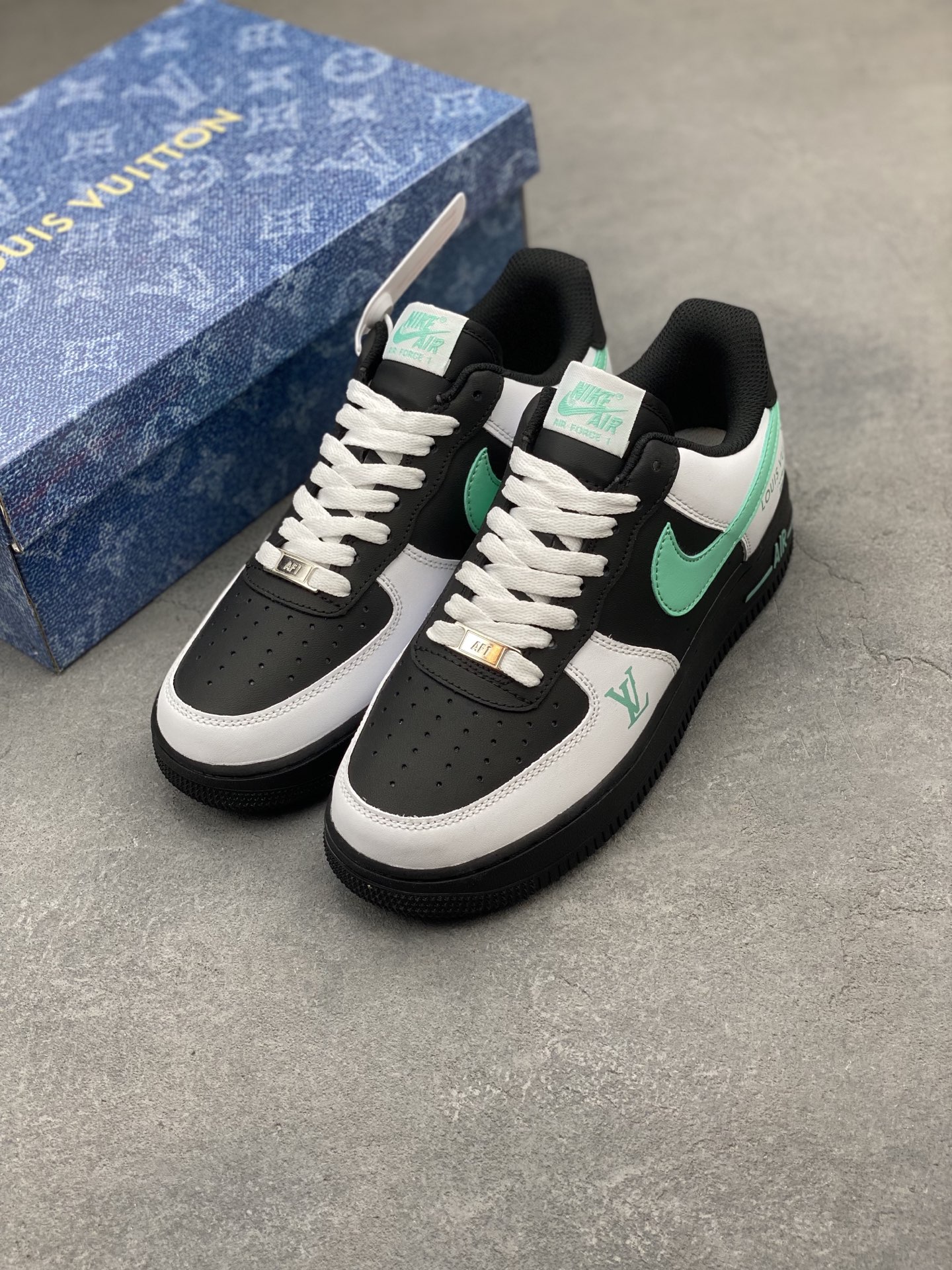 Nike Air Force 1 '07 Low Black/White/Mint Sneaker - Limited Edition 9 i1749410250382 2503 0 7