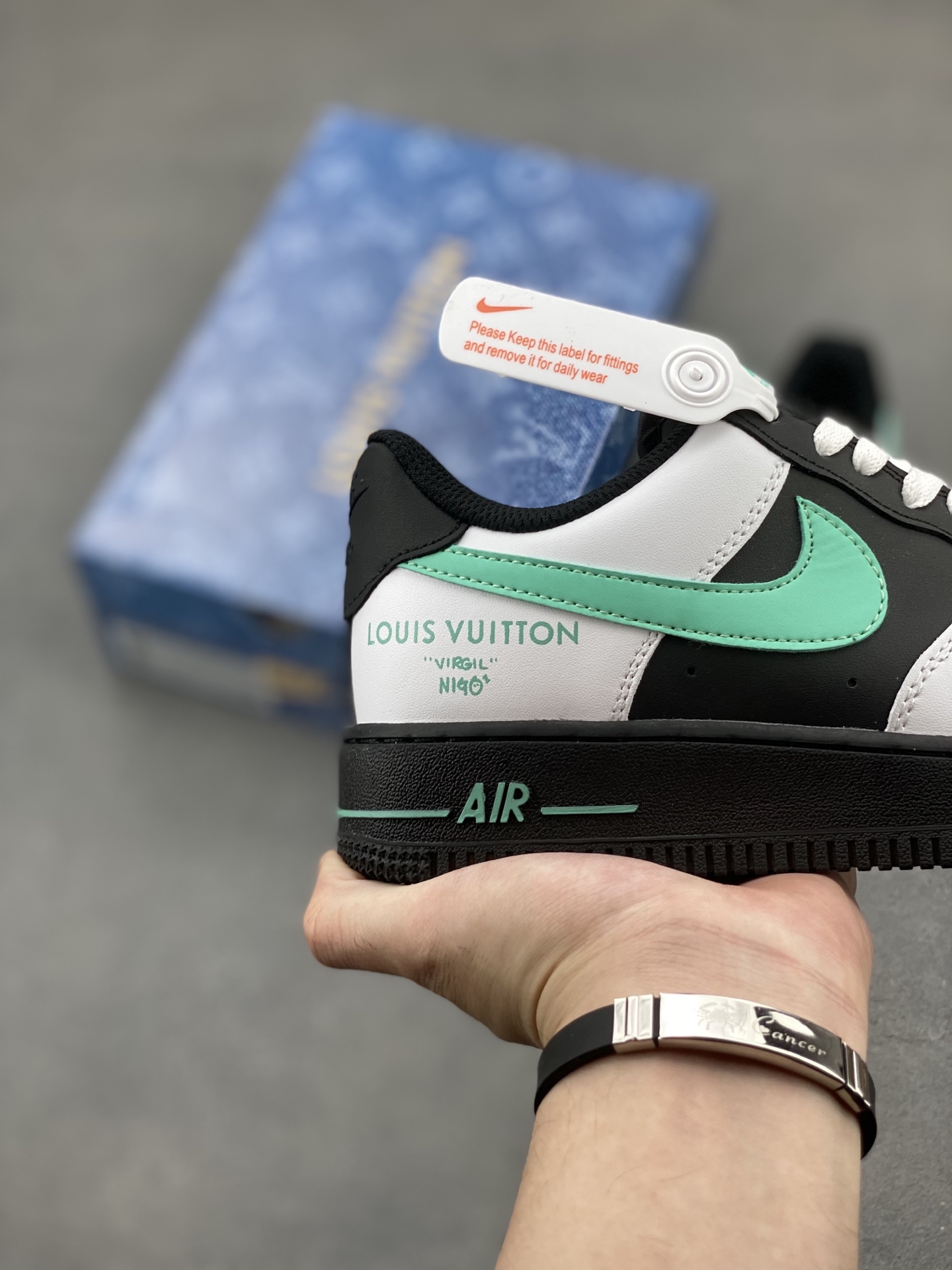 Nike Air Force 1 '07 Low Black/White/Mint Sneaker - Limited Edition 6 i1749410250523 8263 0 4