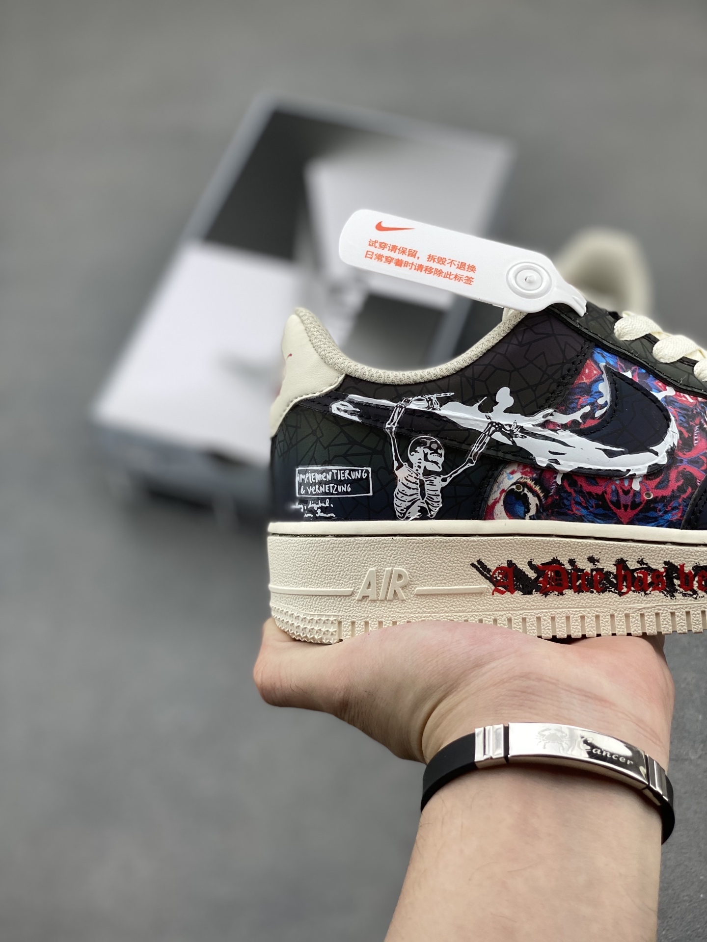 Nike Air Force 1 '07 Low Limited Edition Sneakers - Unique Design & Comfort 6 i1749410292491 613 0 4
